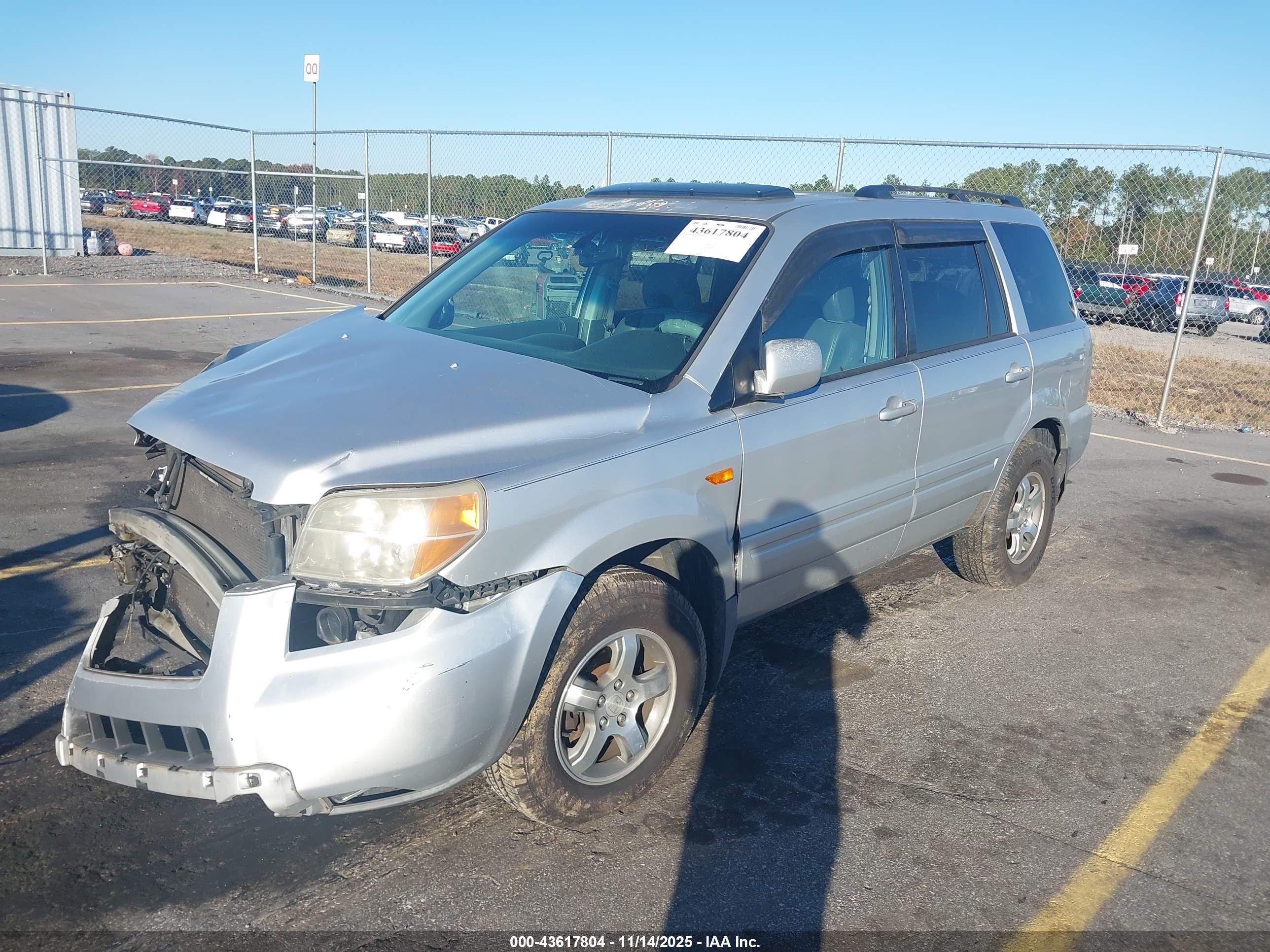 HONDA PILOT image 2