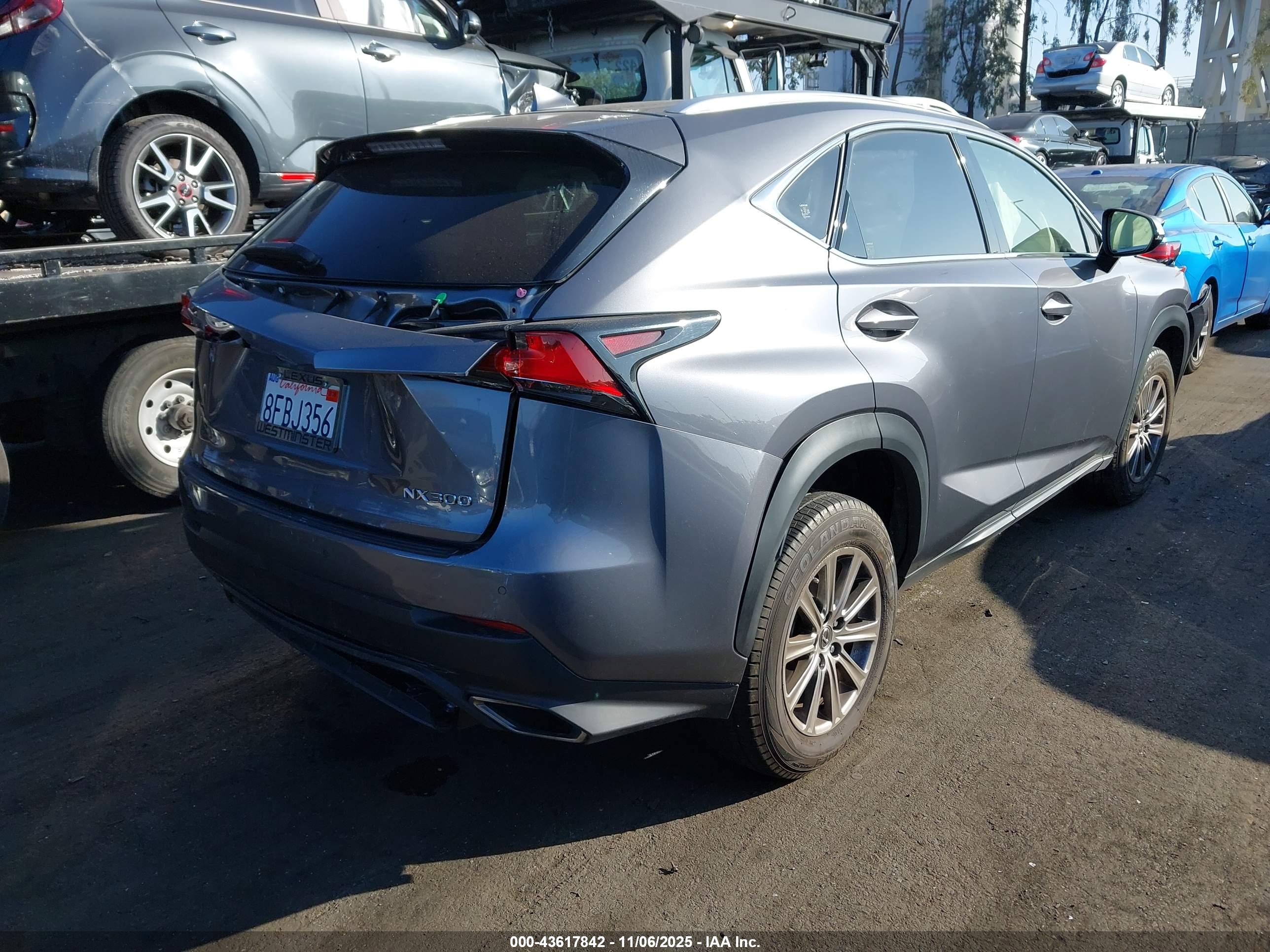 LEXUS NX image 4