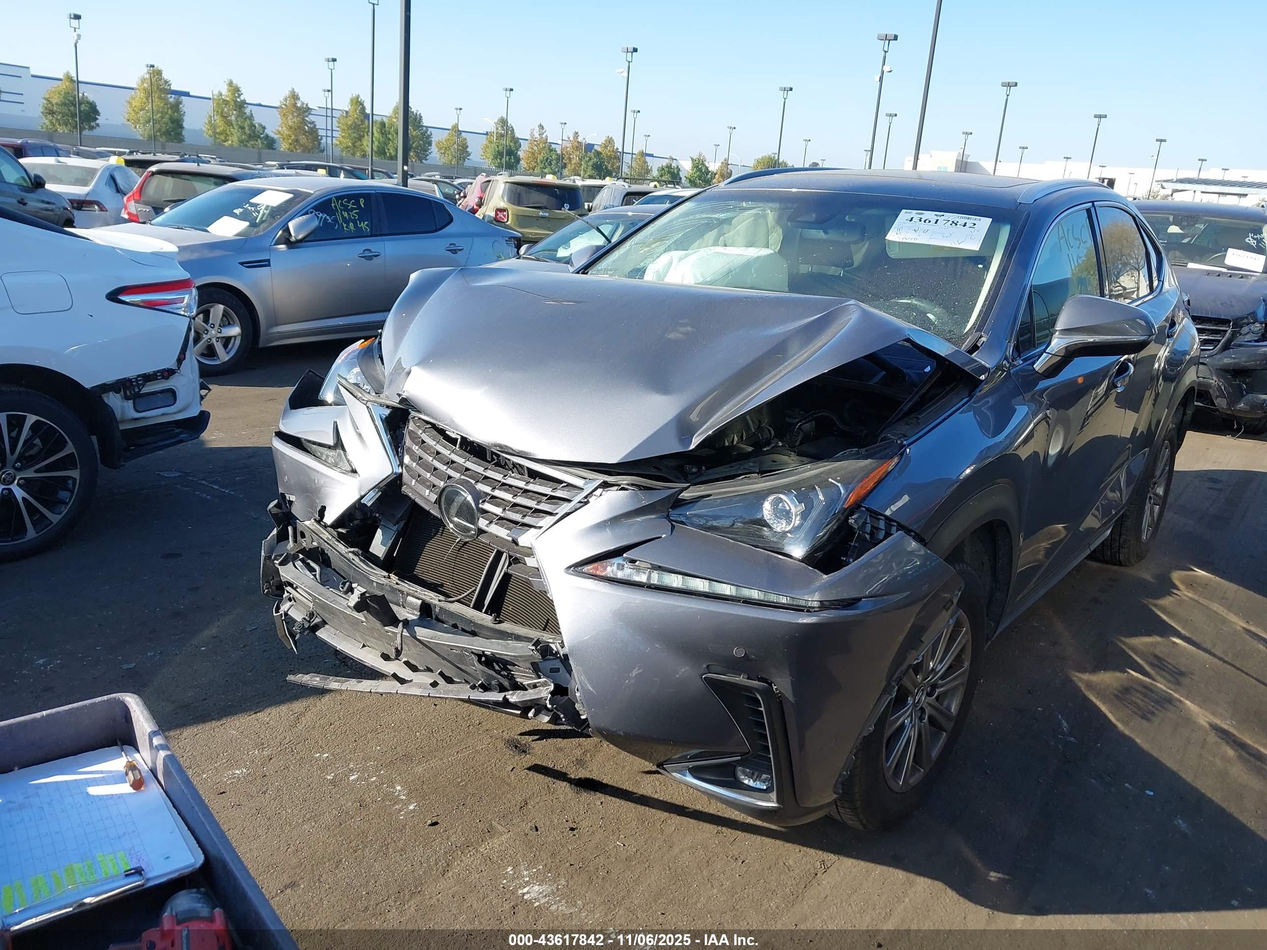 LEXUS NX image 6