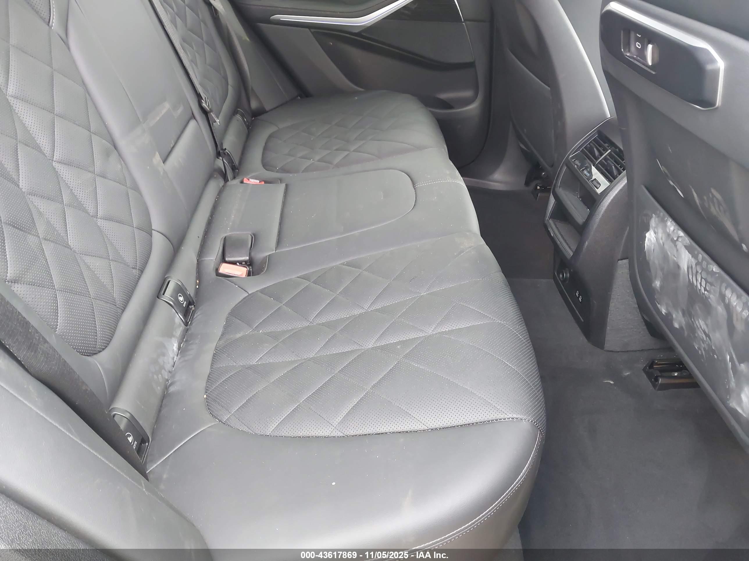 BMW X5 image 8