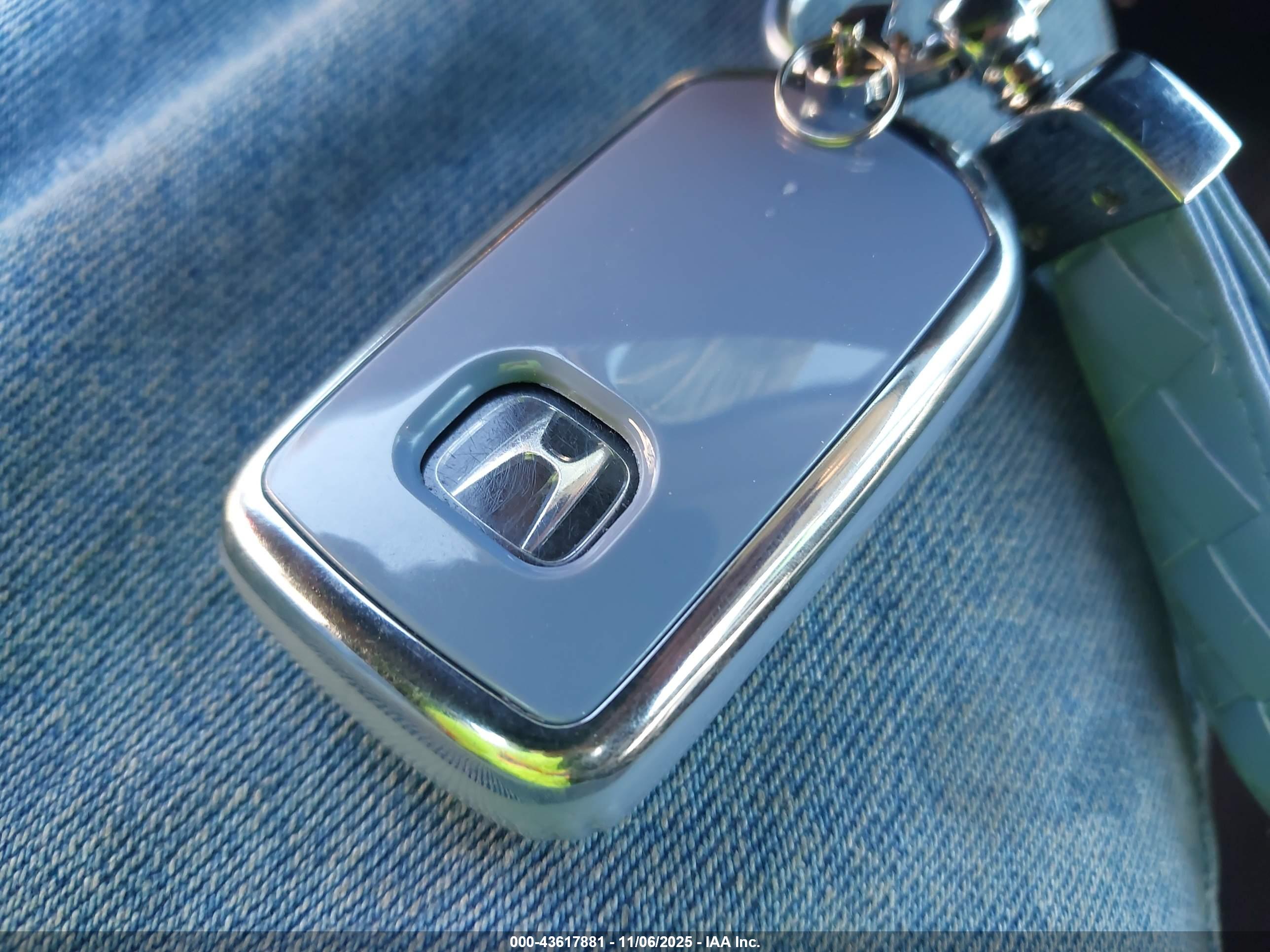 HONDA CIVIC image 11