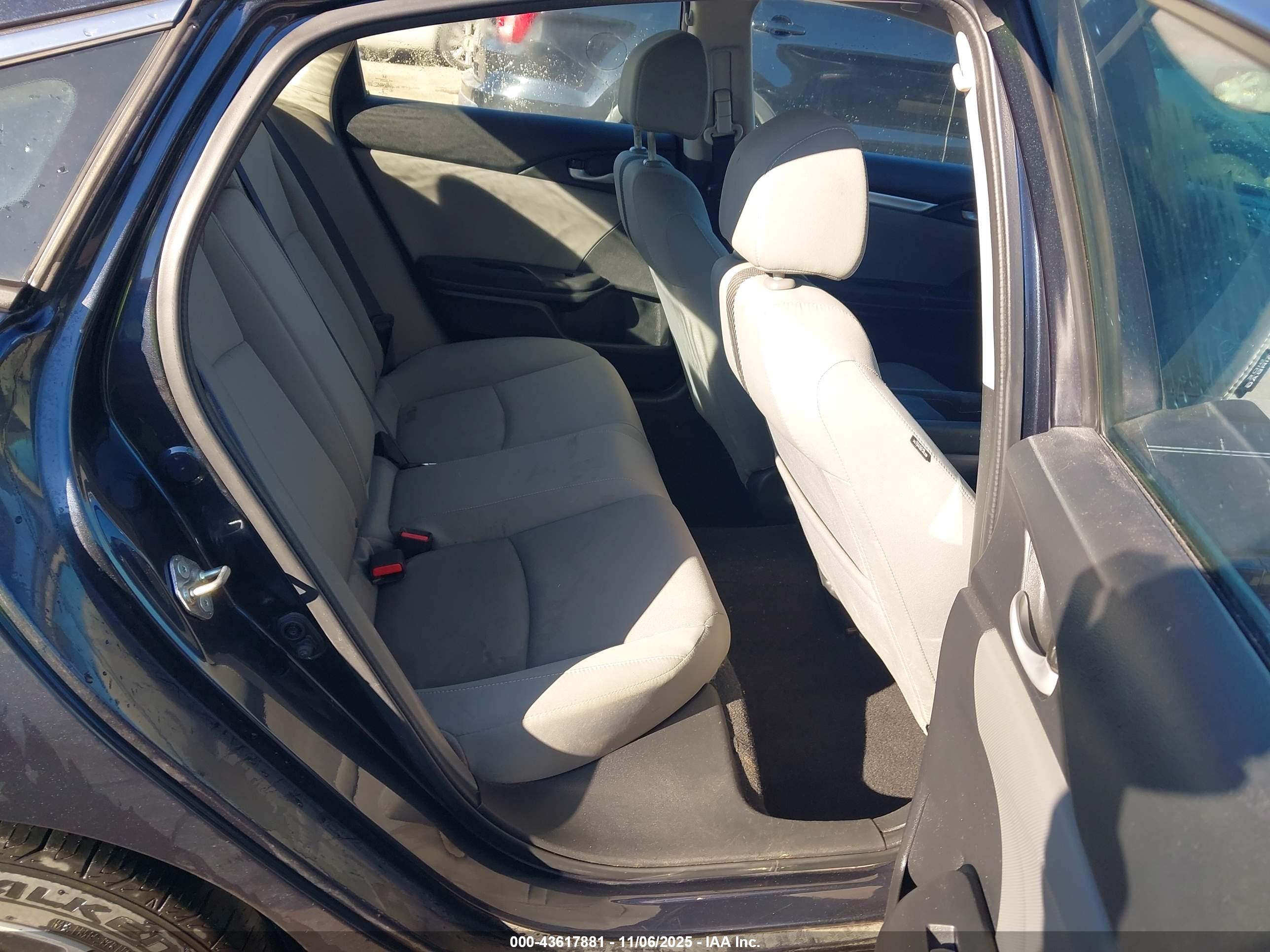 HONDA CIVIC image 8