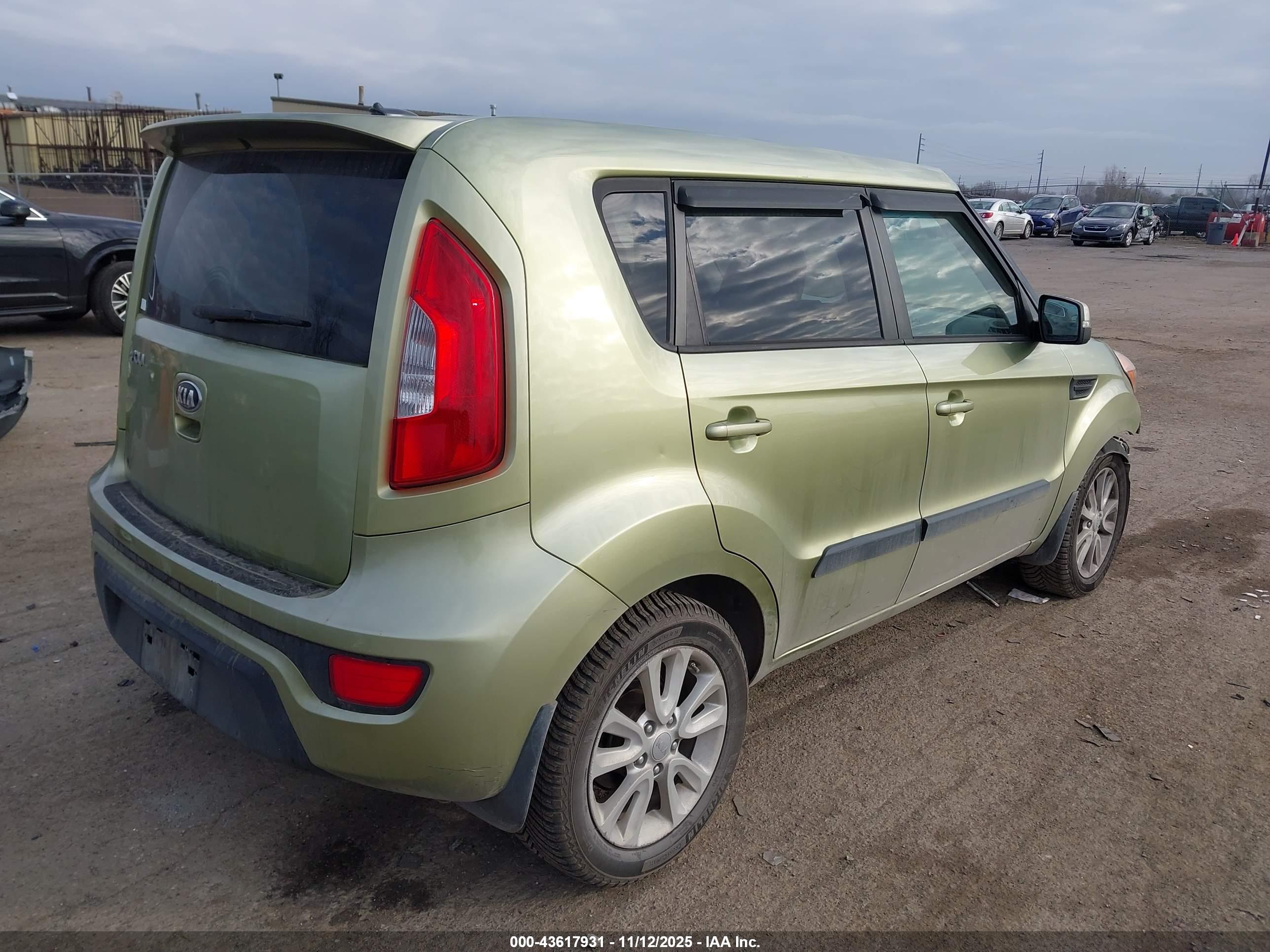 KIA SOUL image 4