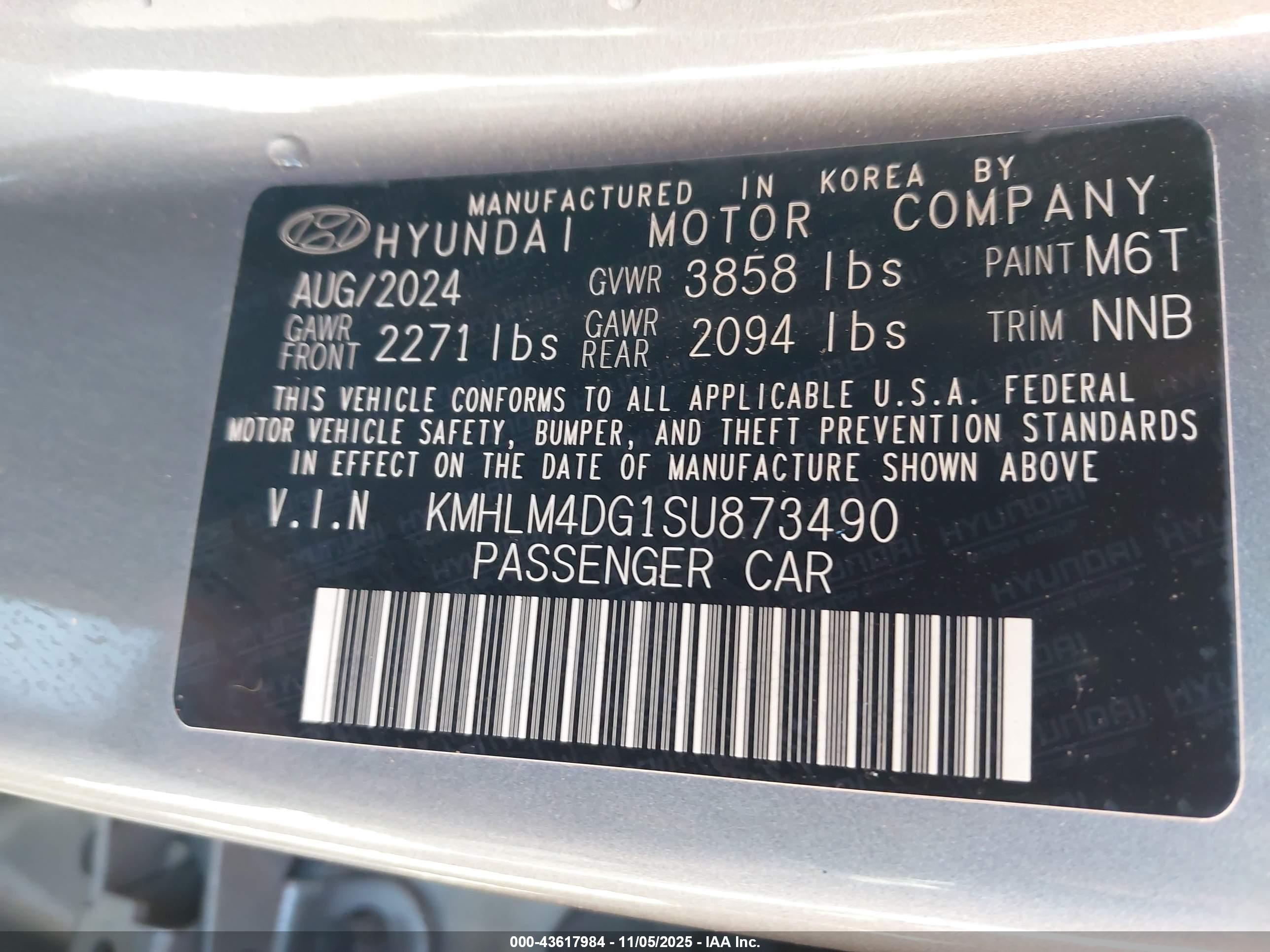 HYUNDAI ELANTRA image 9