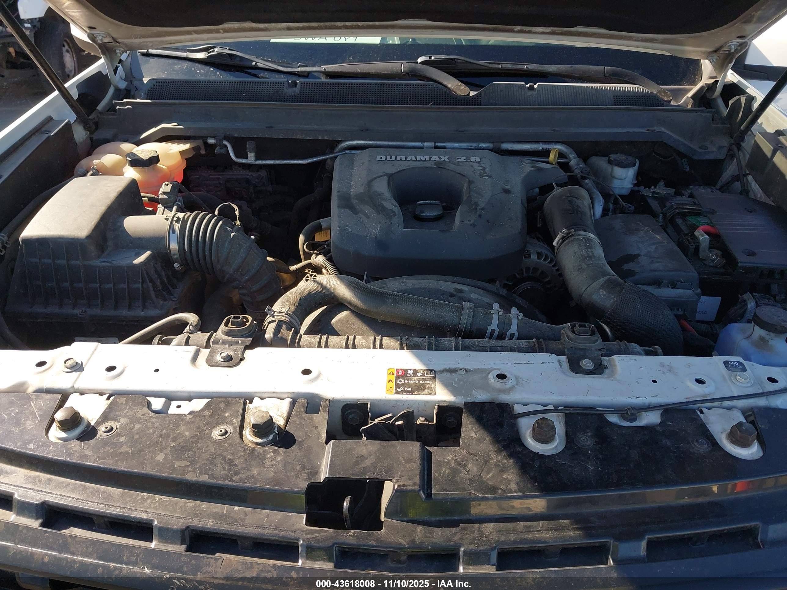 CHEVROLET COLORADO image 10