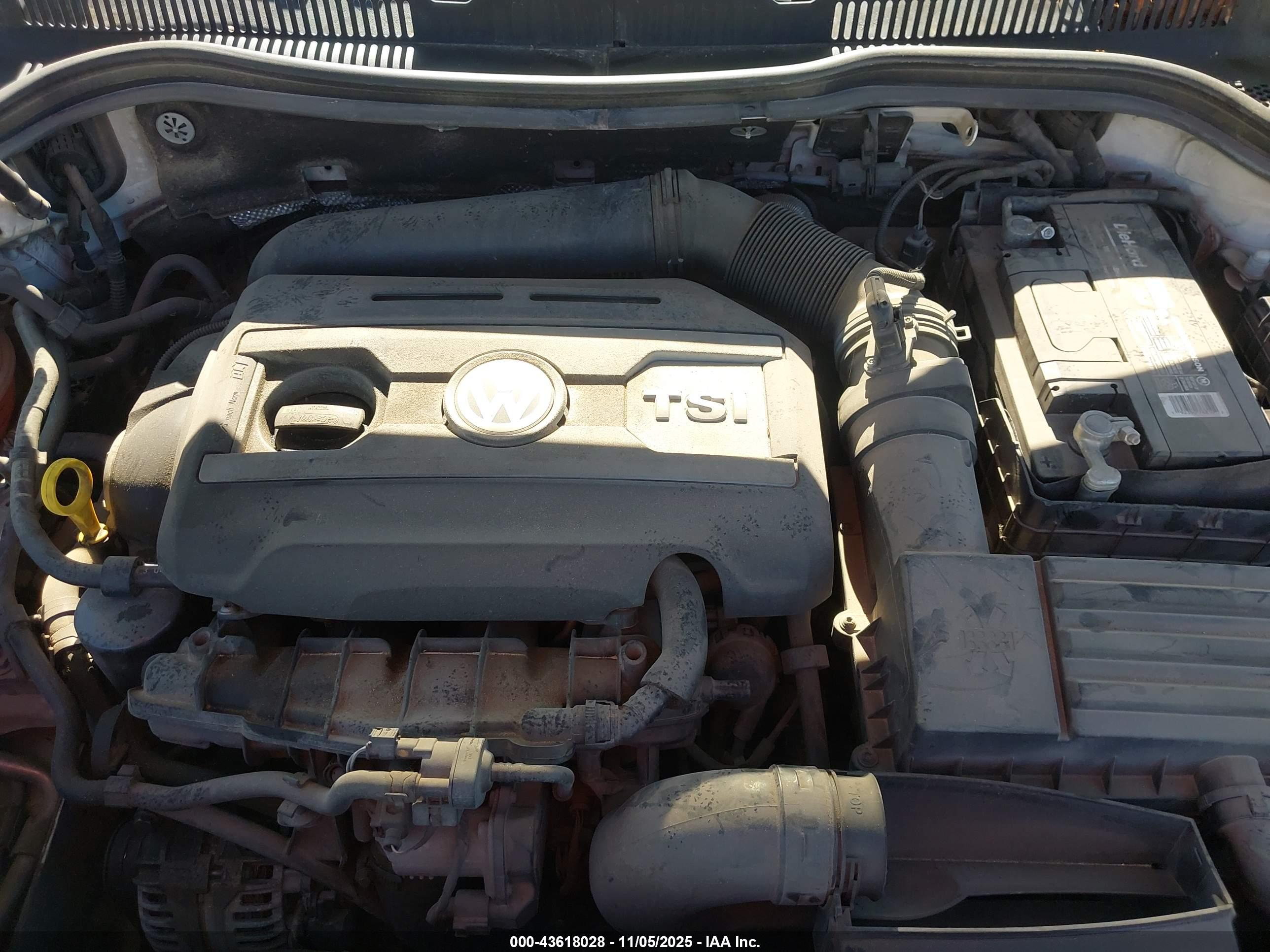 VOLKSWAGEN CC image 10