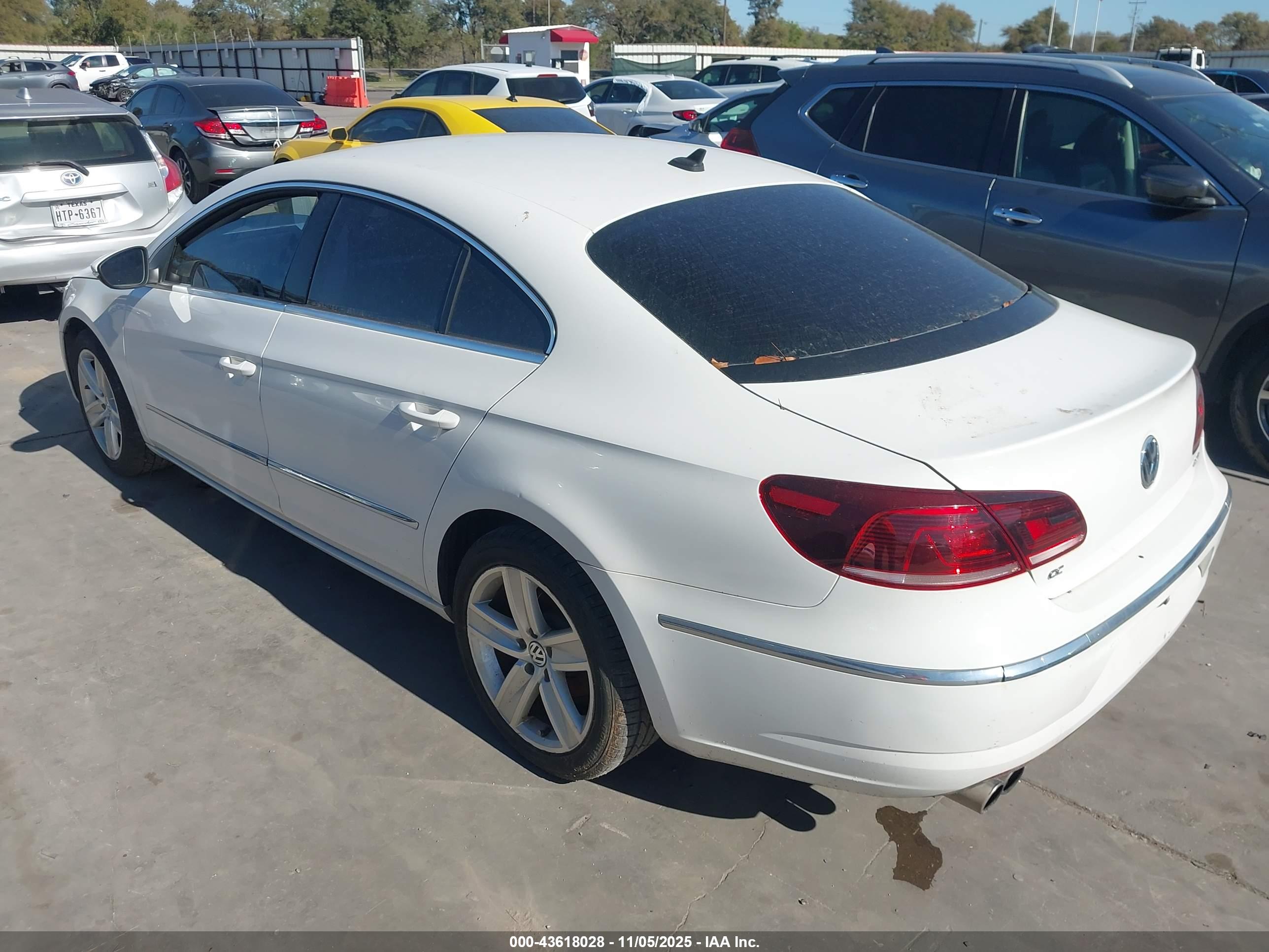 VOLKSWAGEN CC image 3