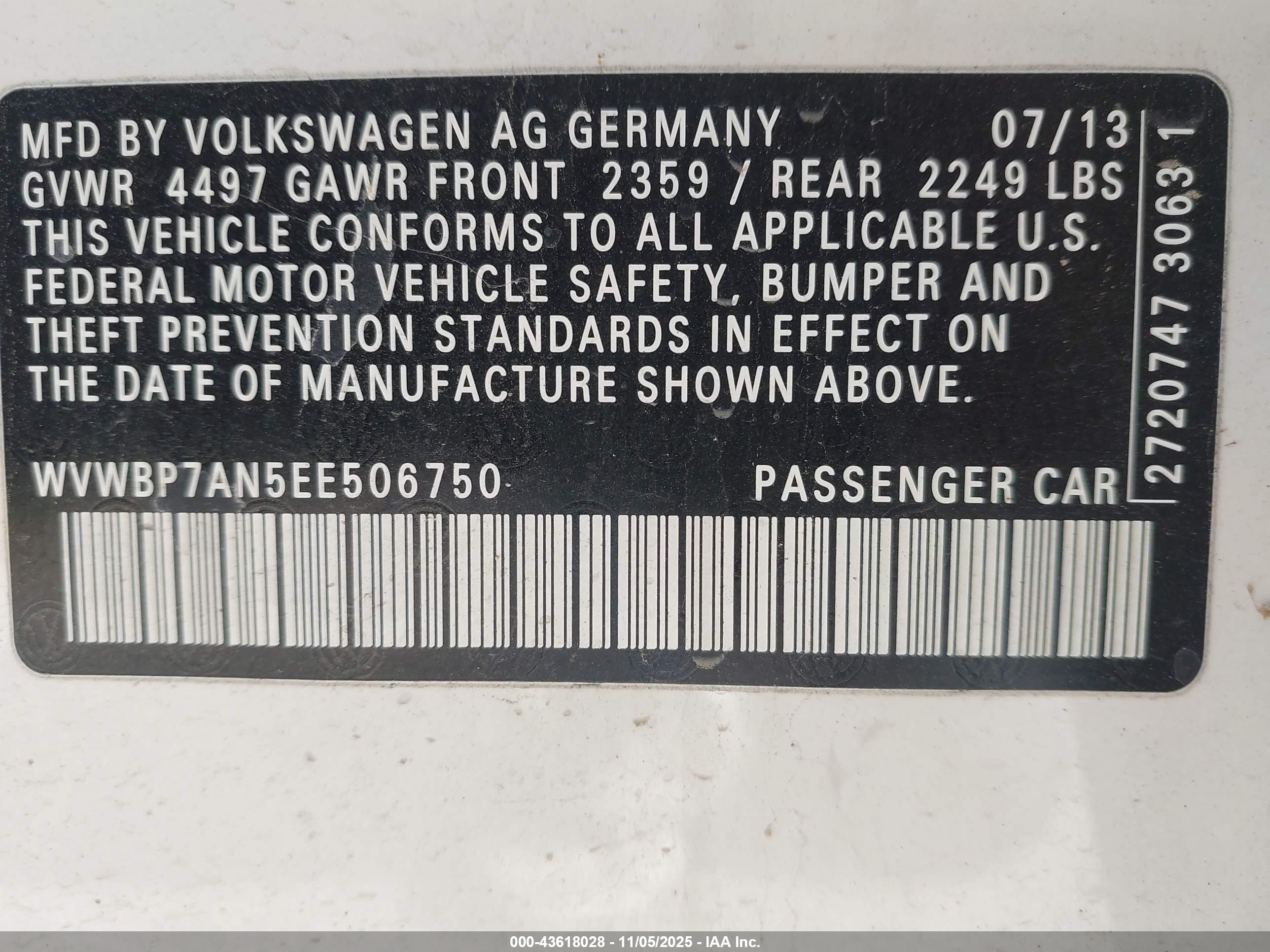 VOLKSWAGEN CC image 9