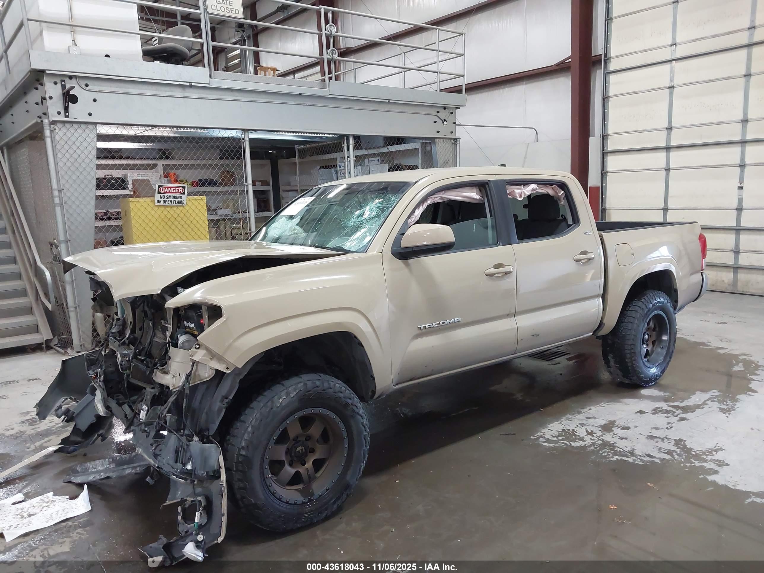 TOYOTA TACOMA image 2