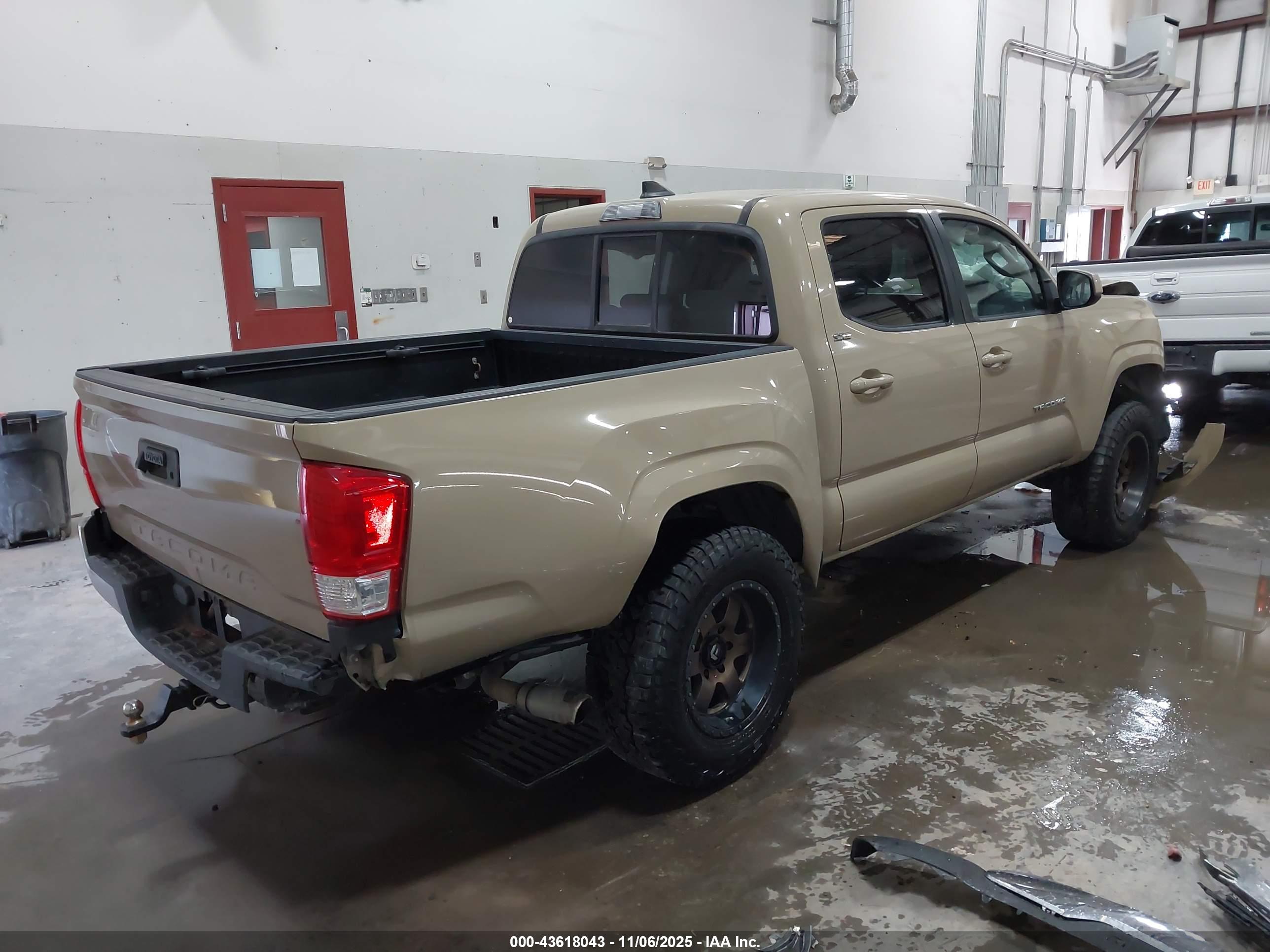 TOYOTA TACOMA image 4