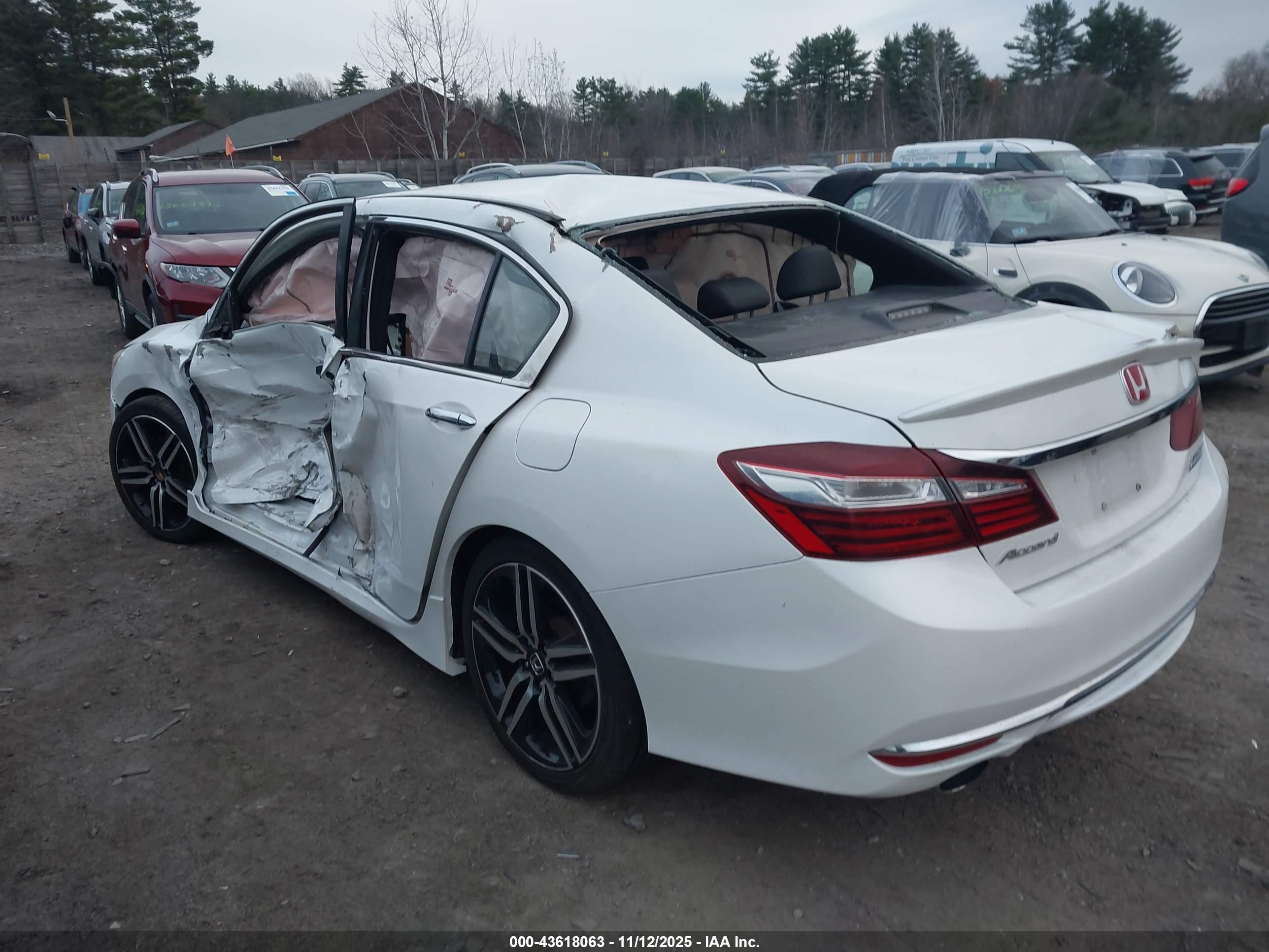 HONDA ACCORD image 3