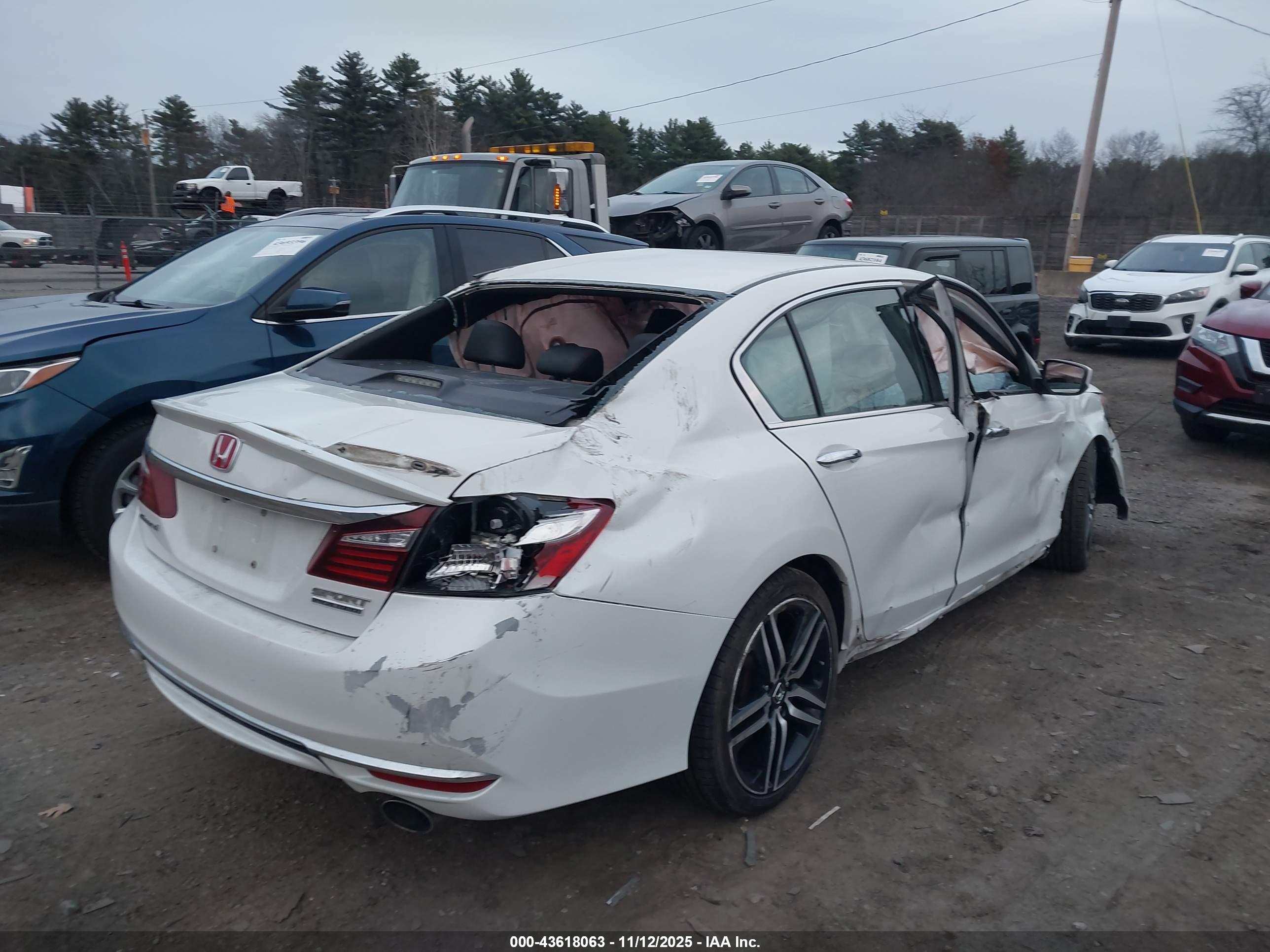 HONDA ACCORD image 4