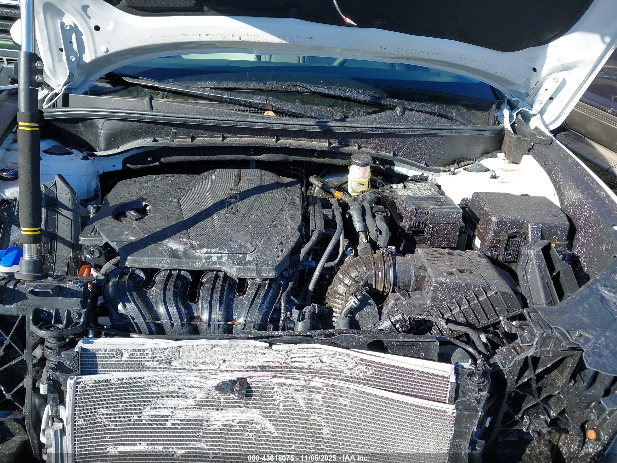 HYUNDAI TUCSON image 10