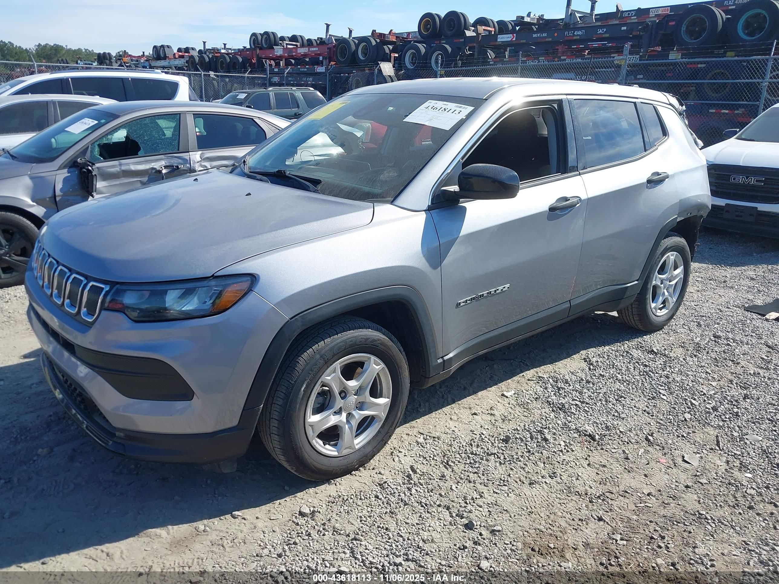 JEEP COMPASS image 2