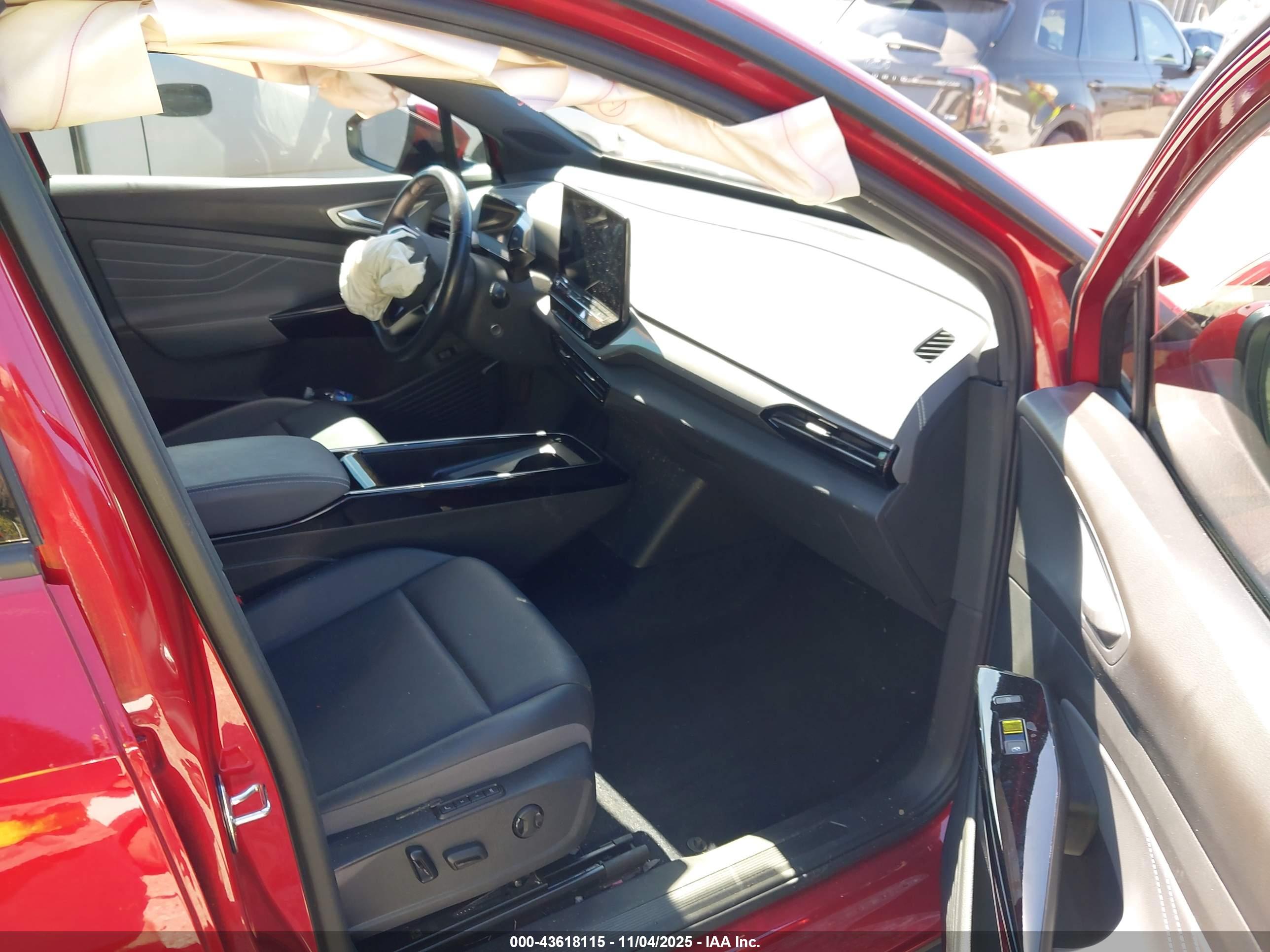 VOLKSWAGEN ID.4 image 5