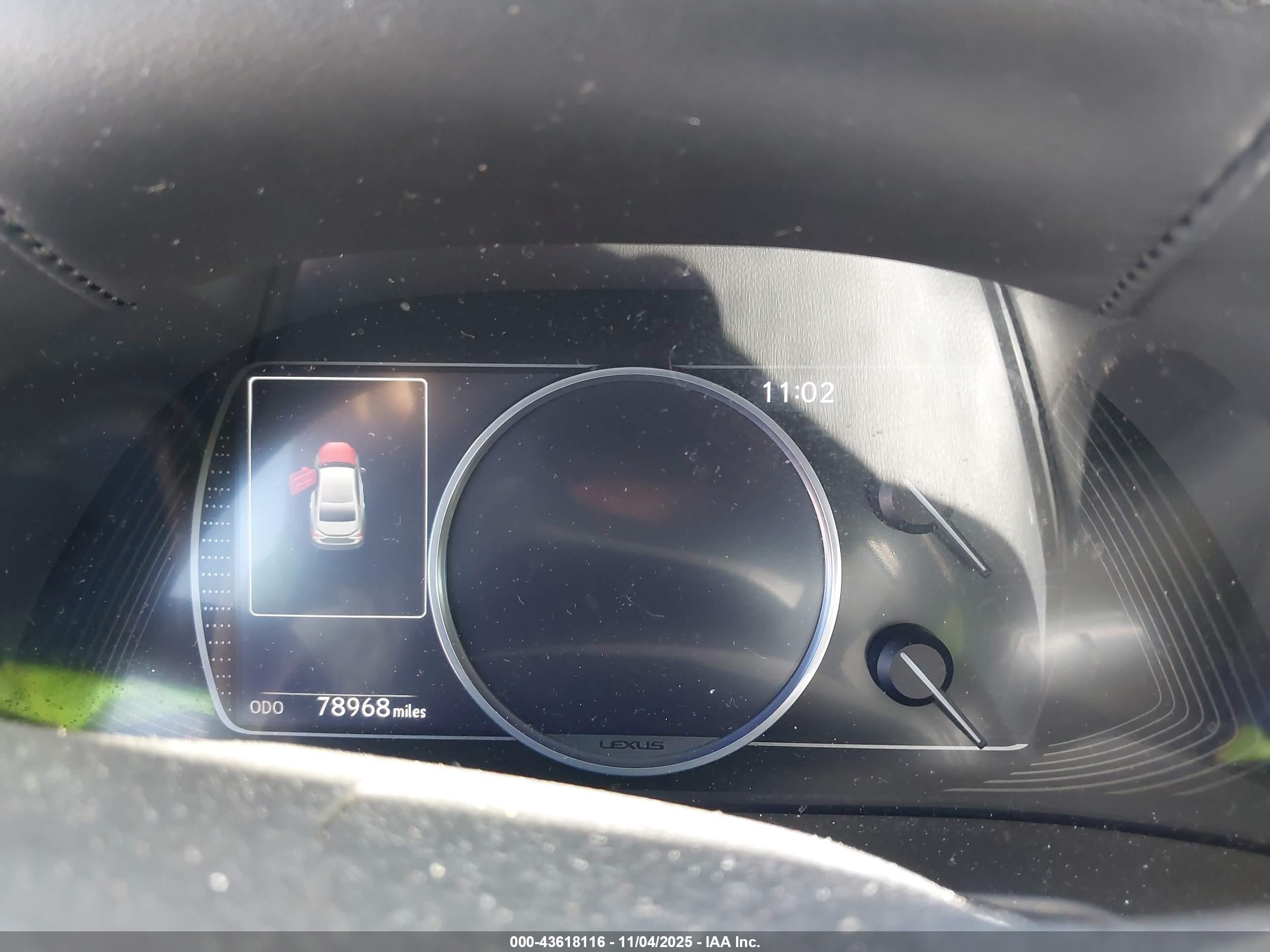 LEXUS ES image 7