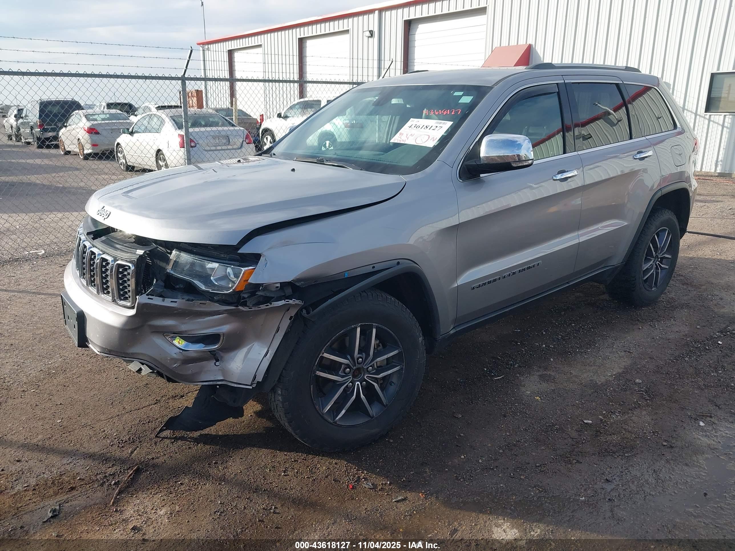 JEEP GRAND image 2