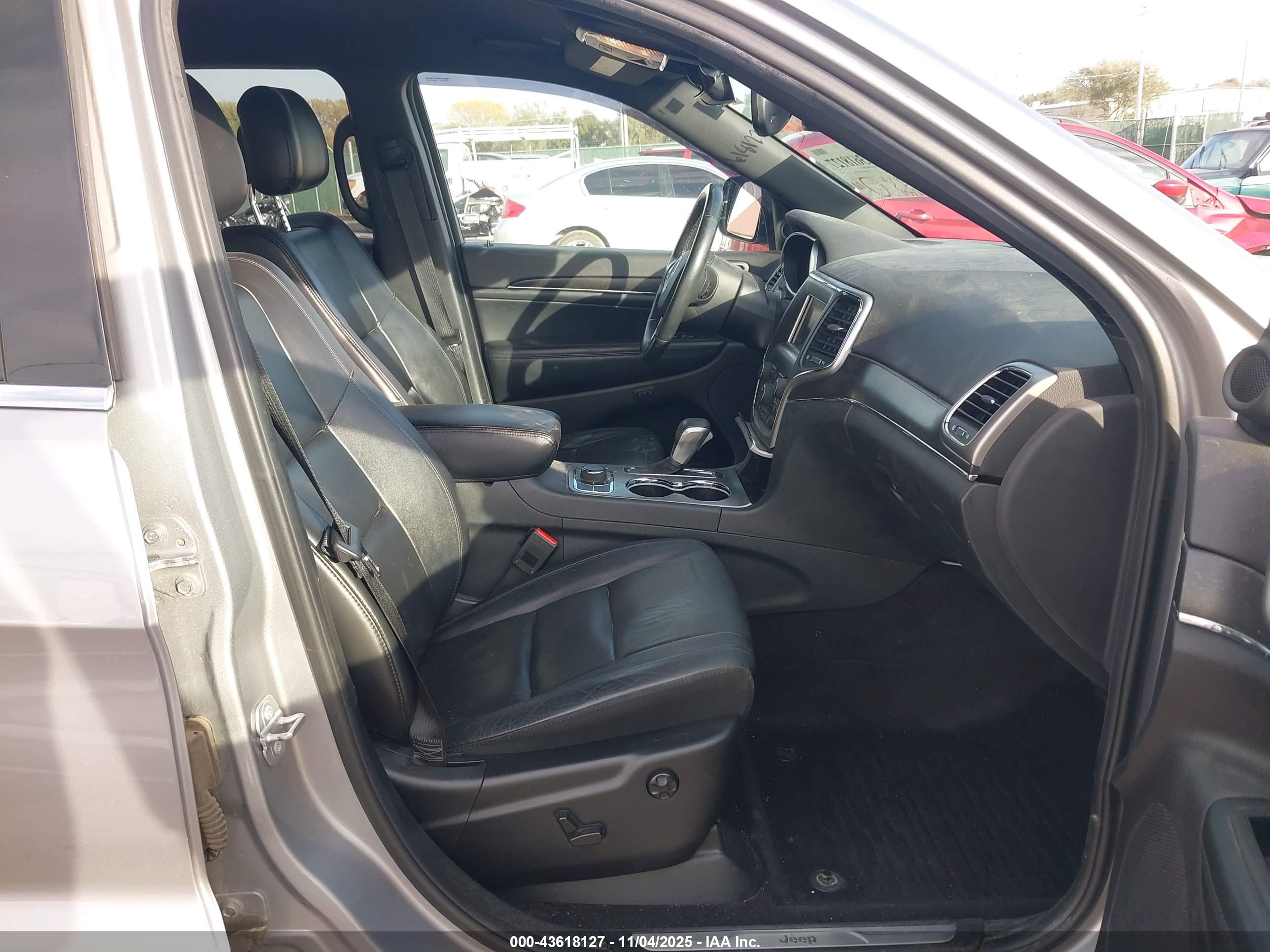 JEEP GRAND image 5