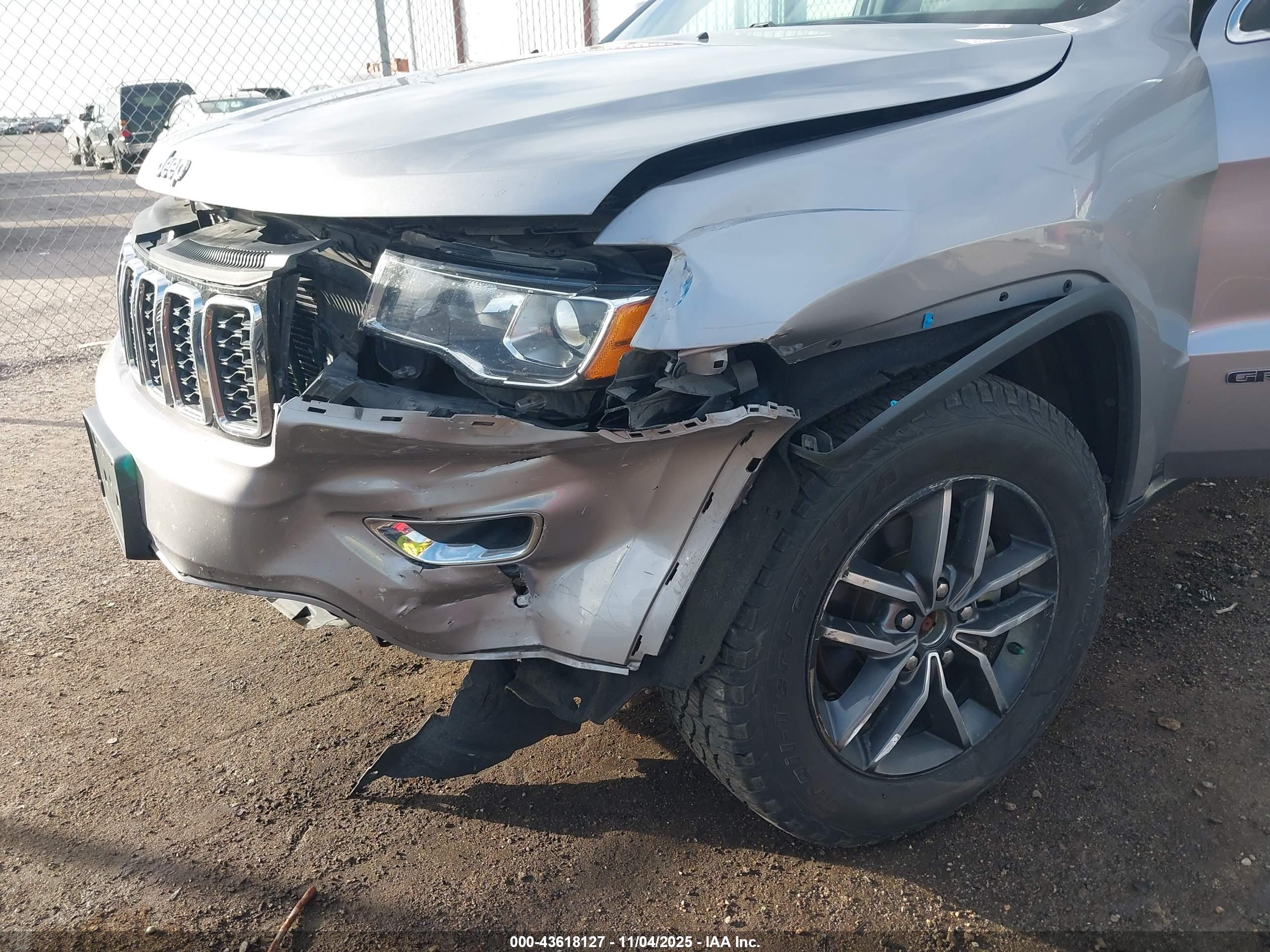 JEEP GRAND image 6