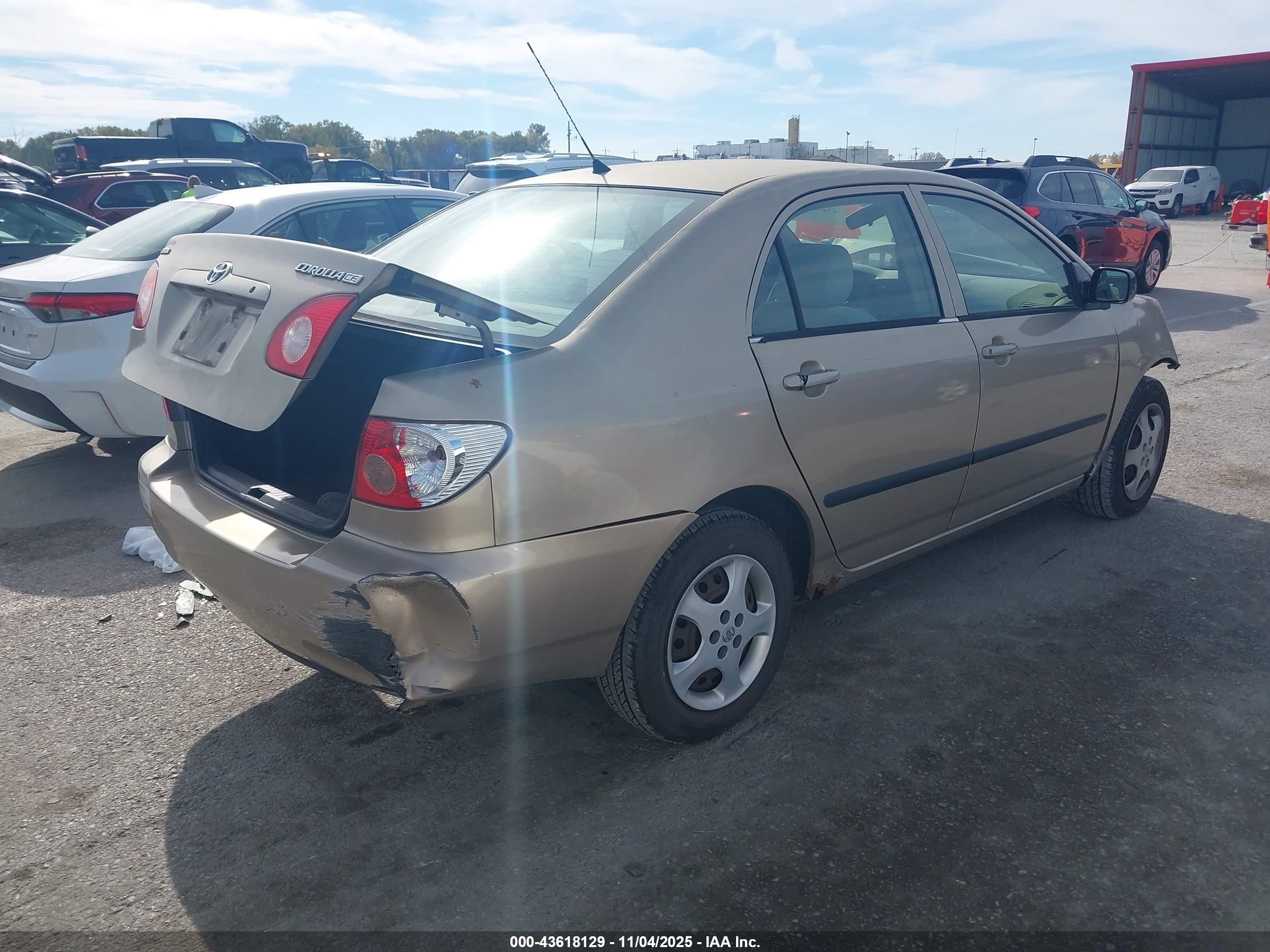 TOYOTA COROLLA image 4