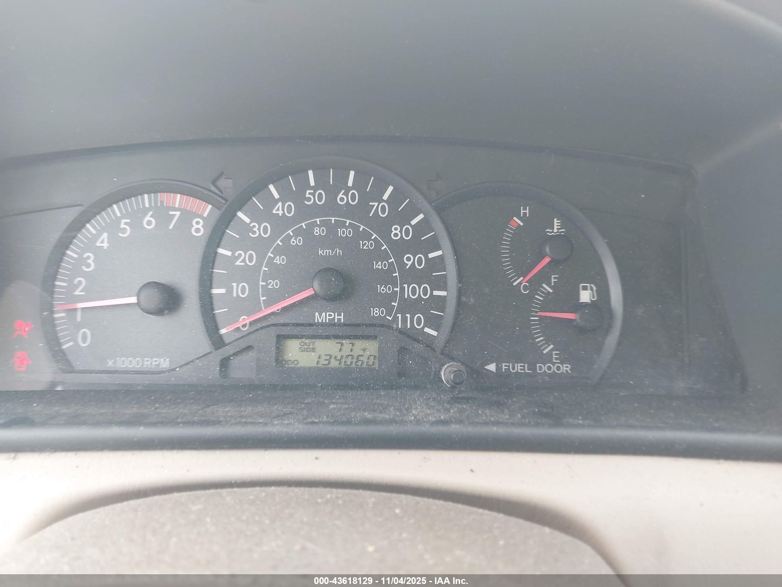 TOYOTA COROLLA image 7