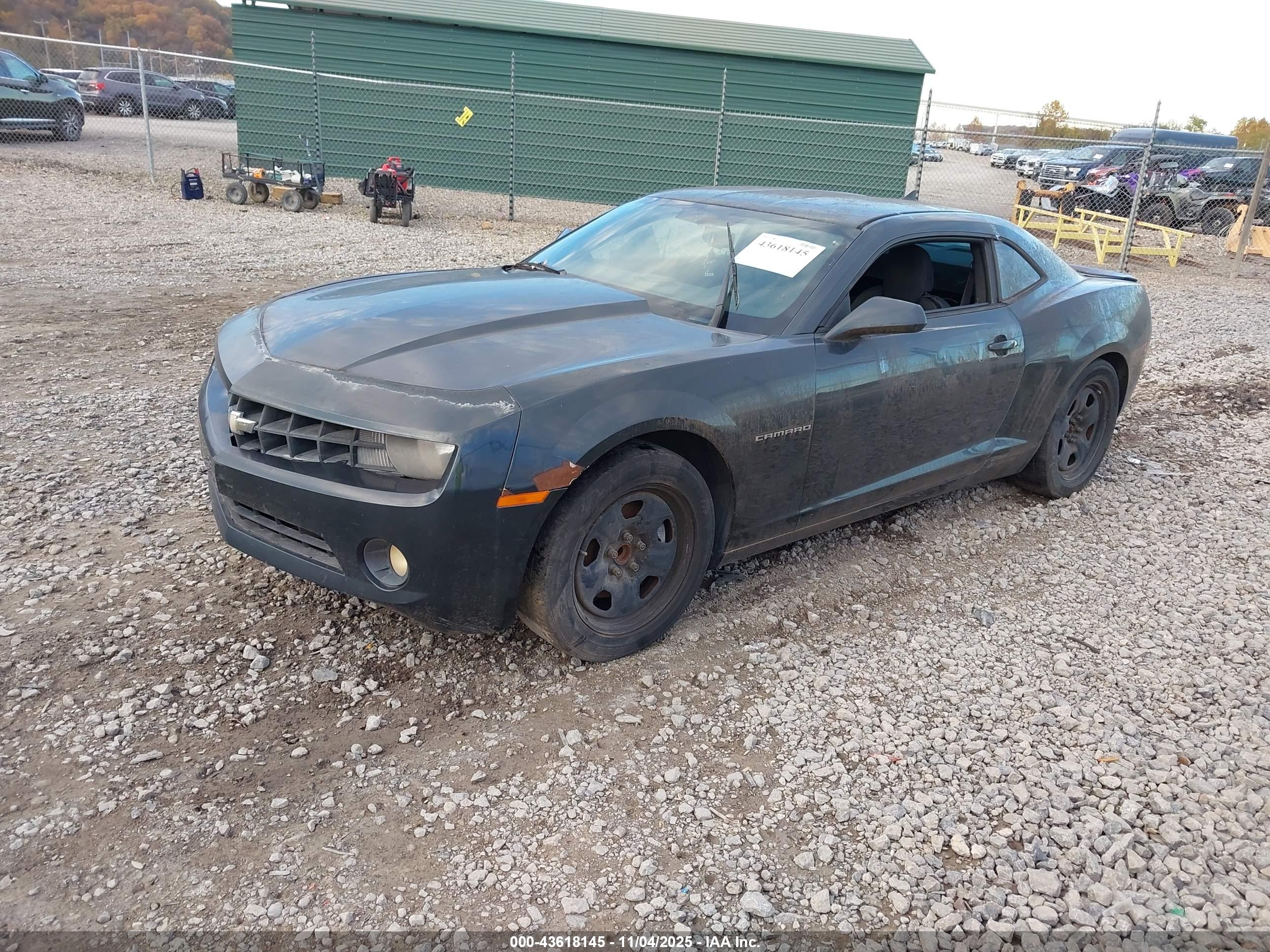 CHEVROLET CAMARO image 2