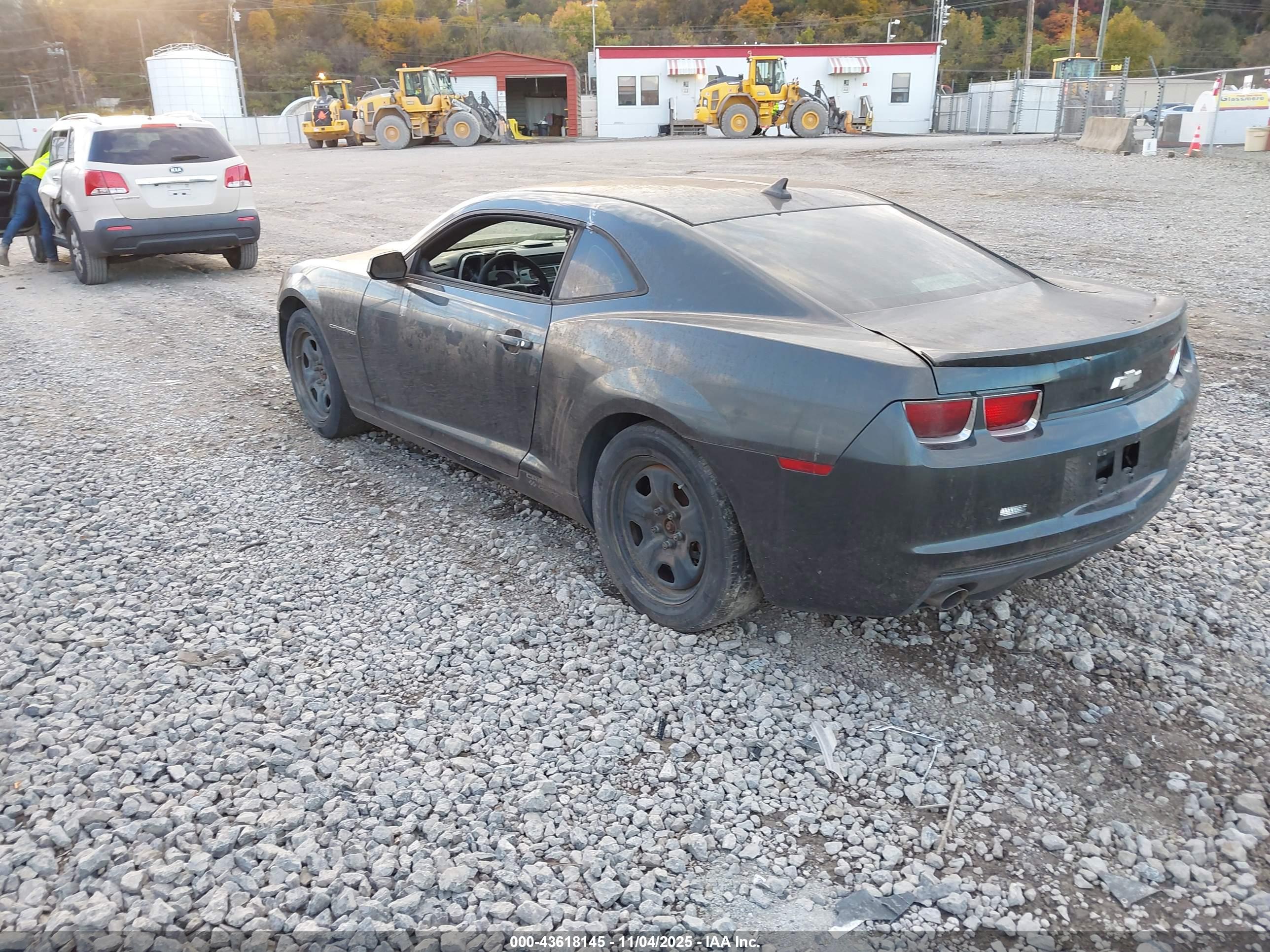 CHEVROLET CAMARO image 3