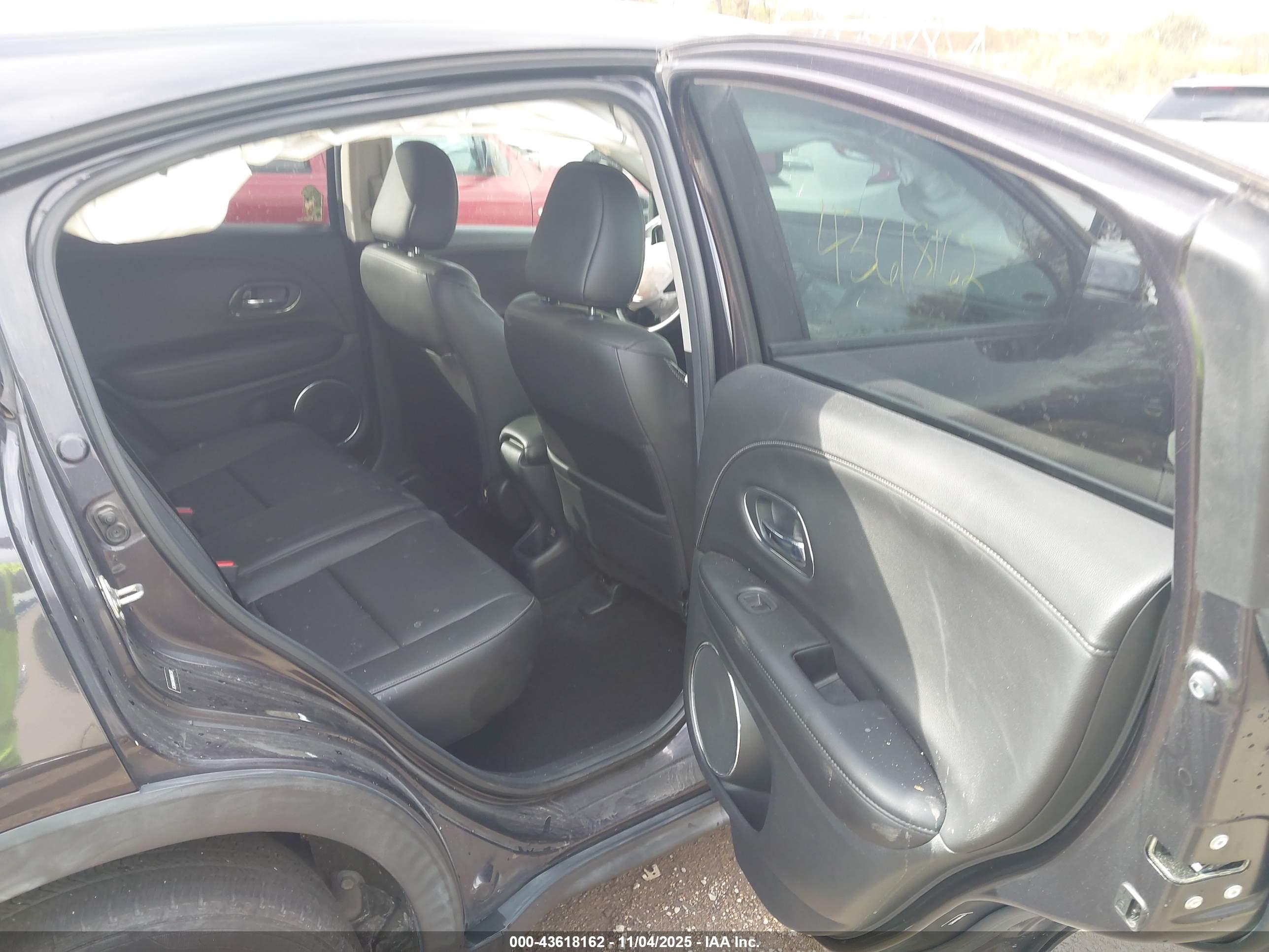 HONDA HR-V image 8