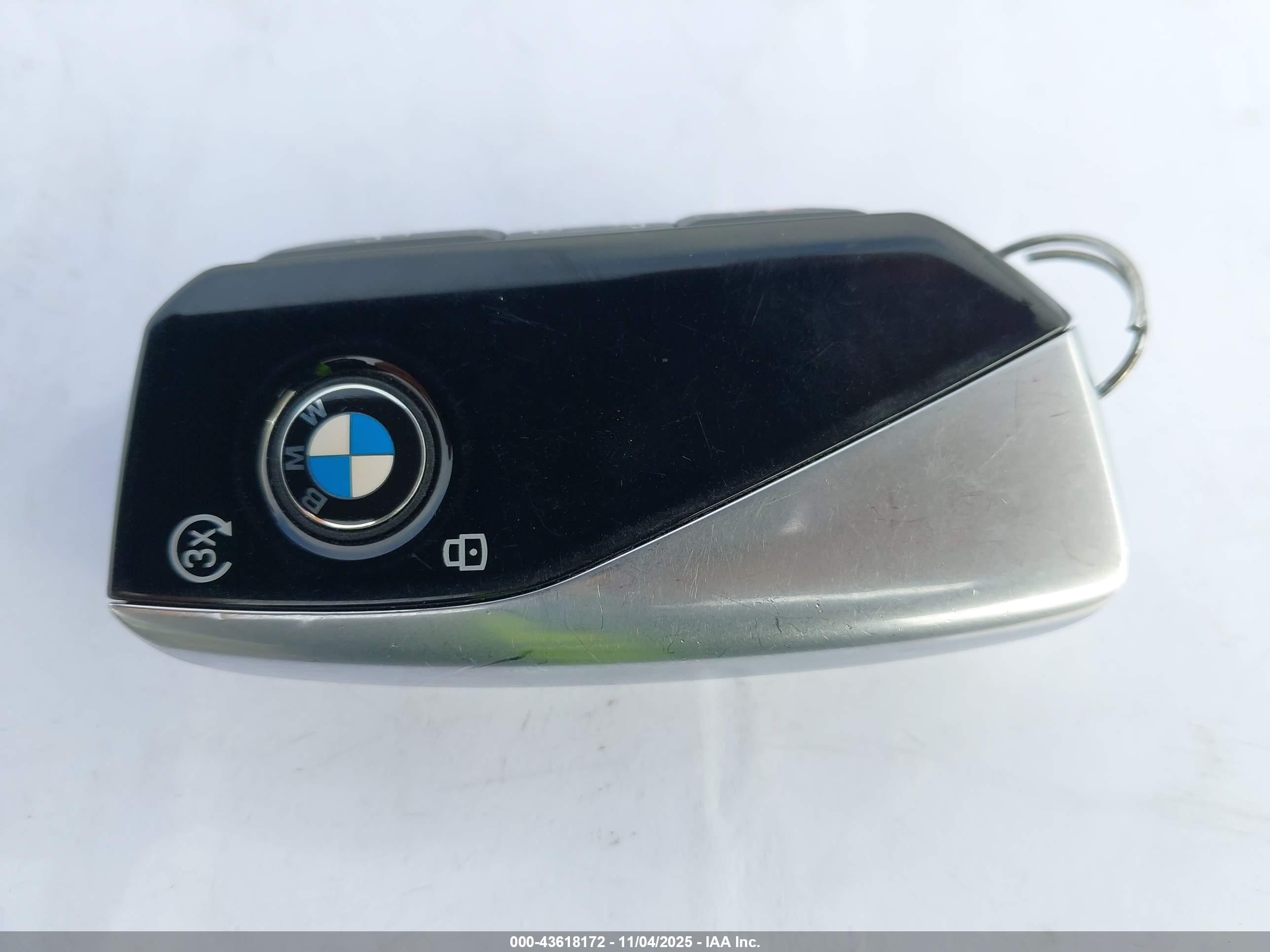 BMW I7 image 11