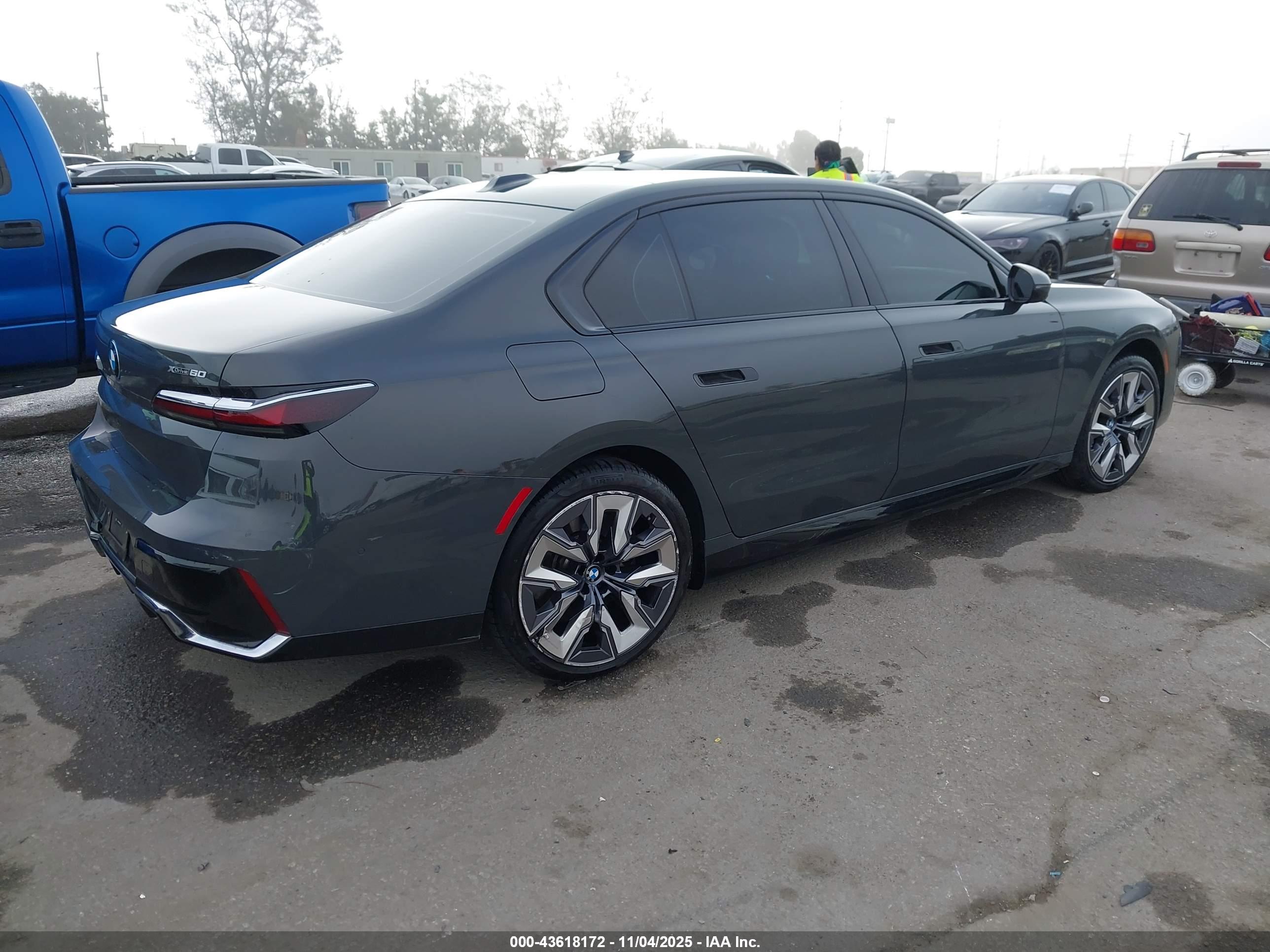 BMW I7 image 4