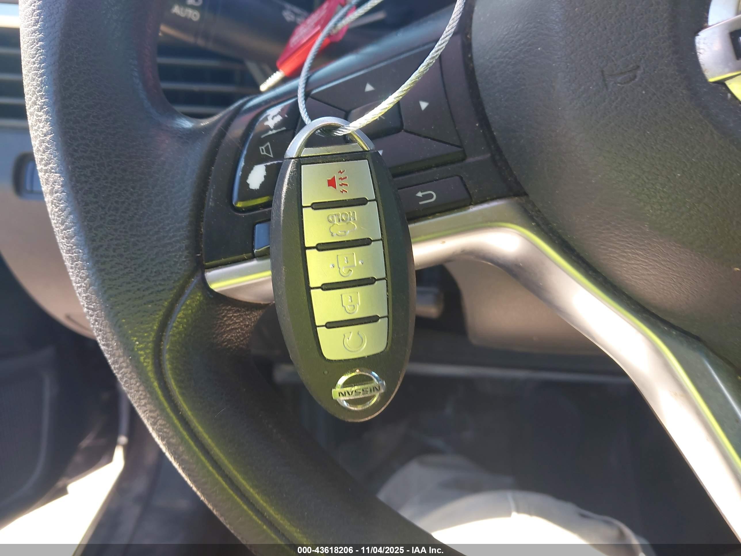 NISSAN ALTIMA image 11