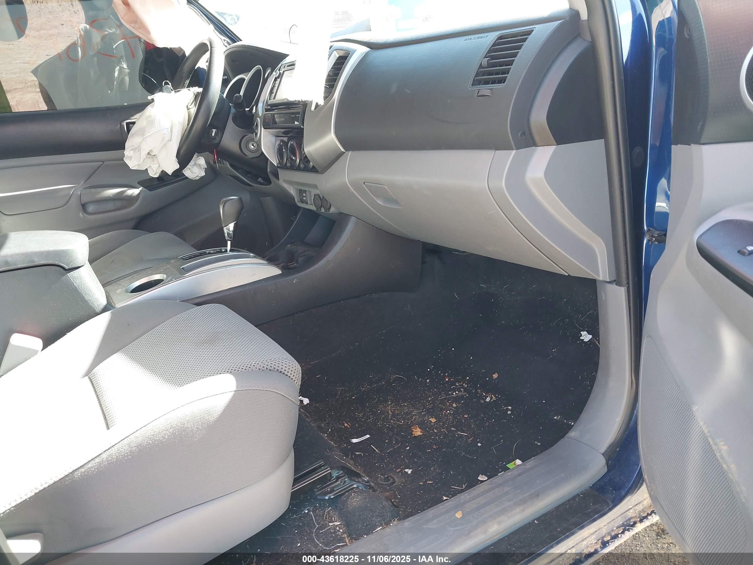 TOYOTA TACOMA image 5