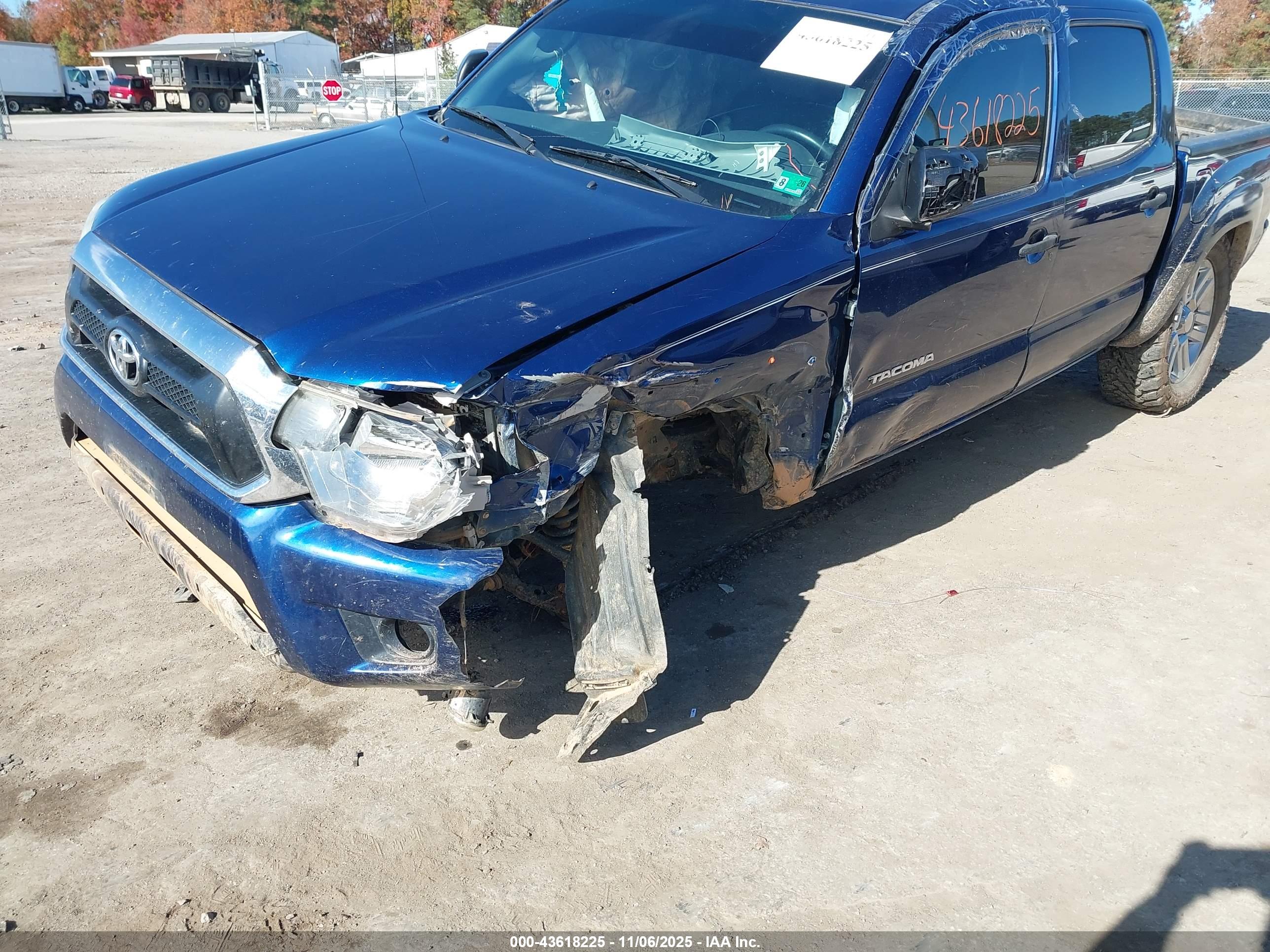 TOYOTA TACOMA image 6