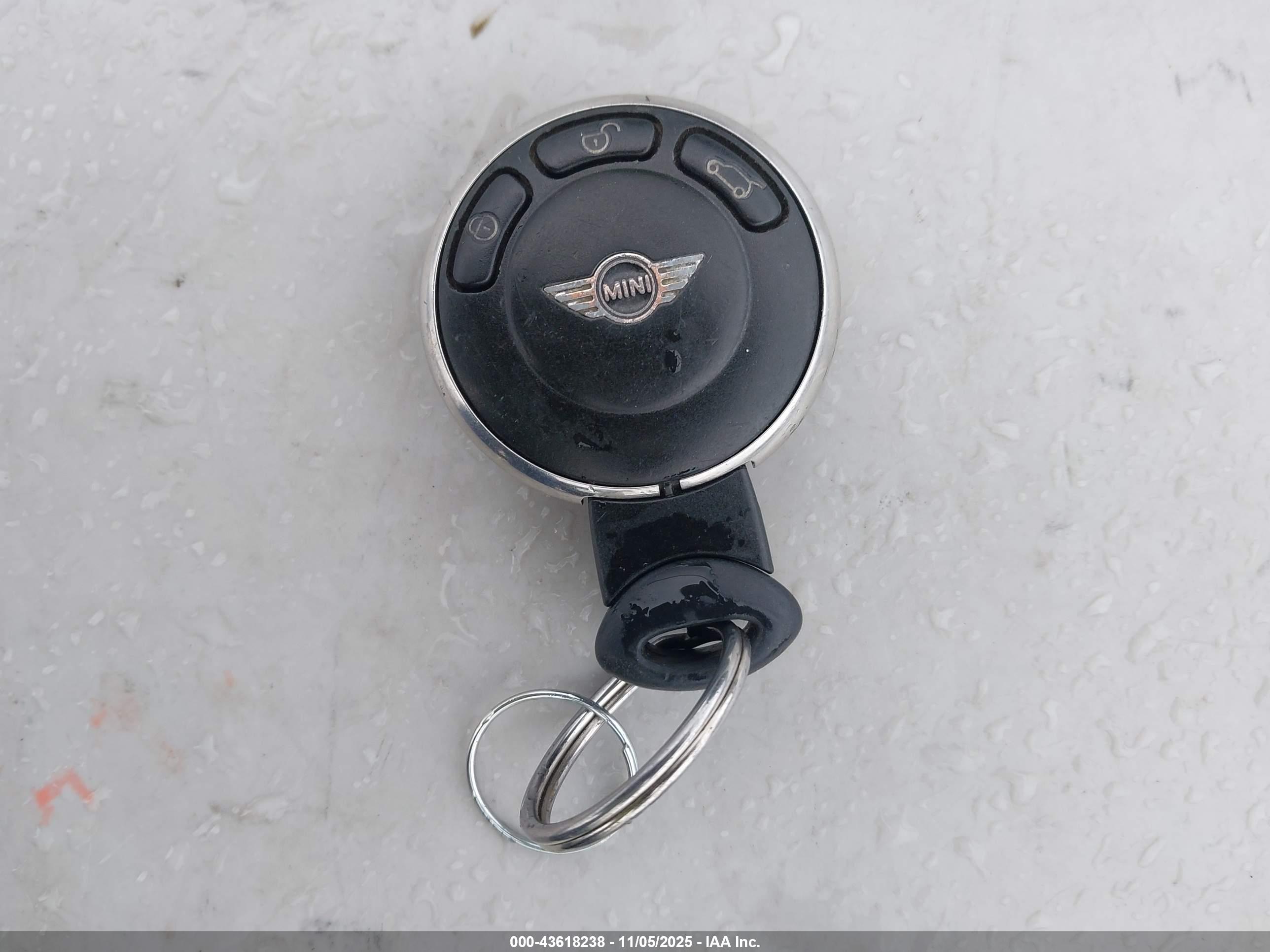 MINI COOPER image 11