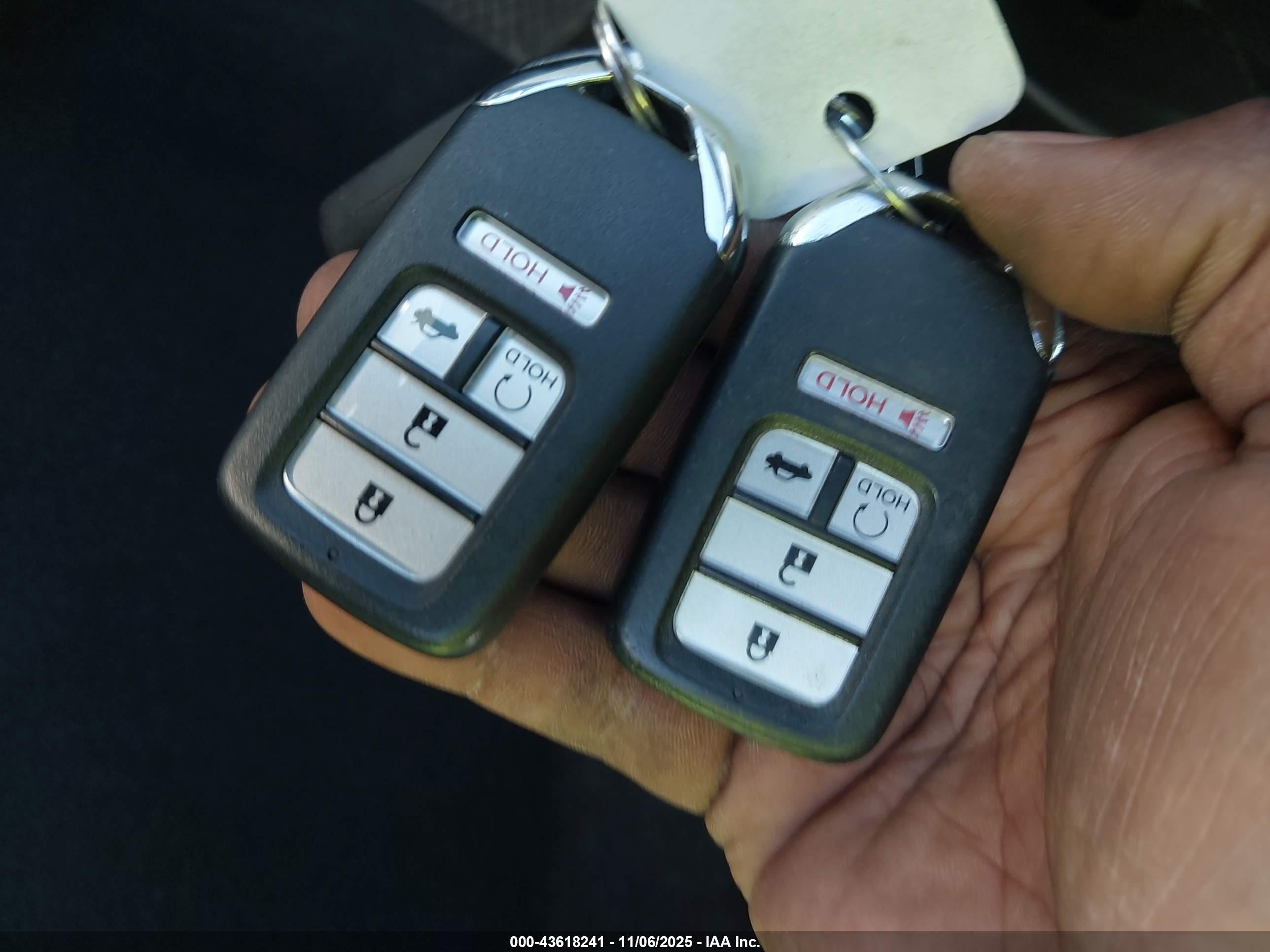 HONDA ACCORD image 11