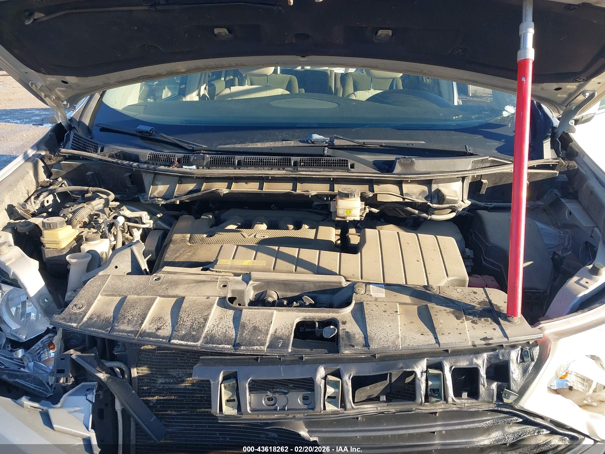 NISSAN QUEST image 10