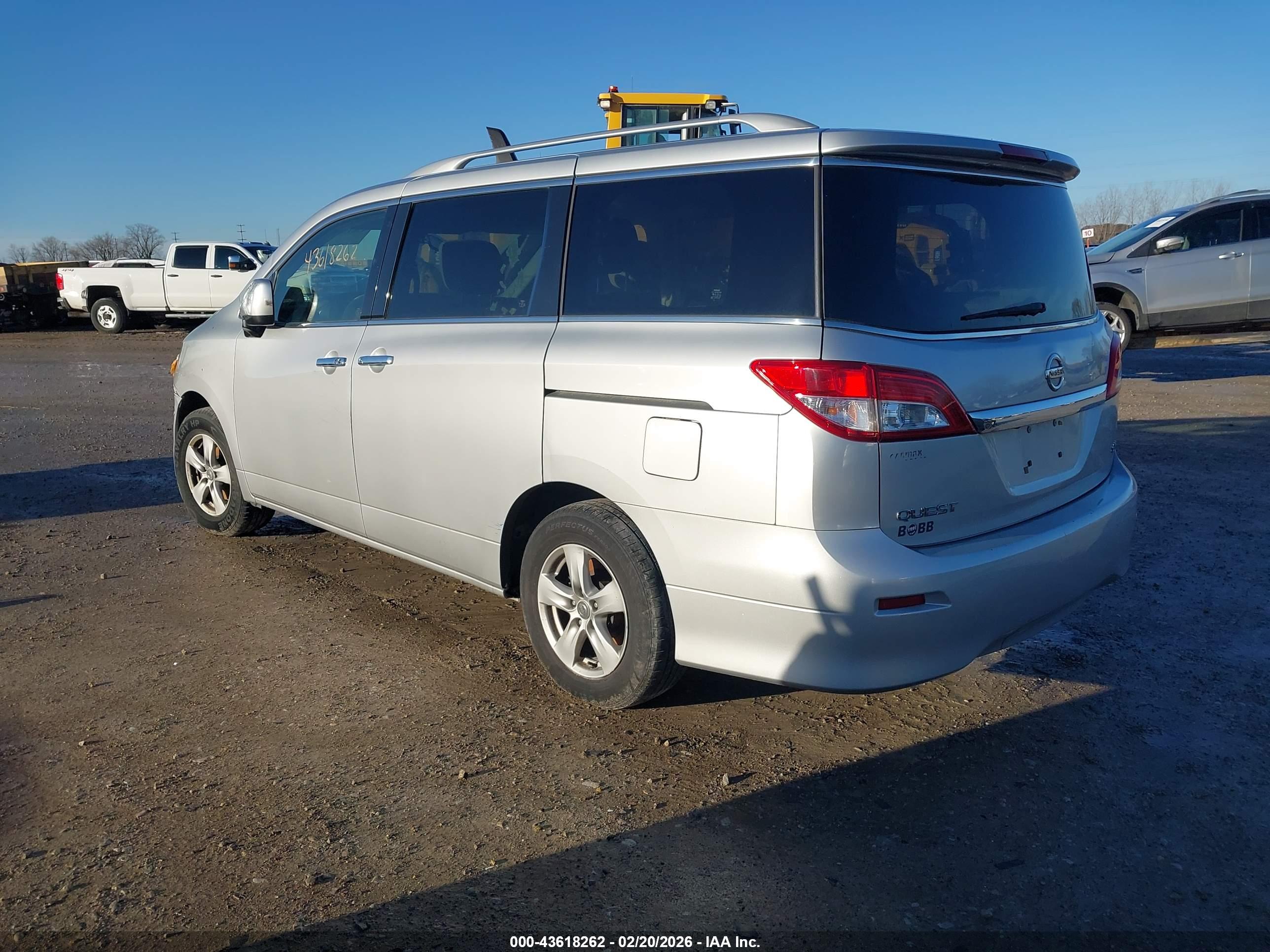NISSAN QUEST image 3