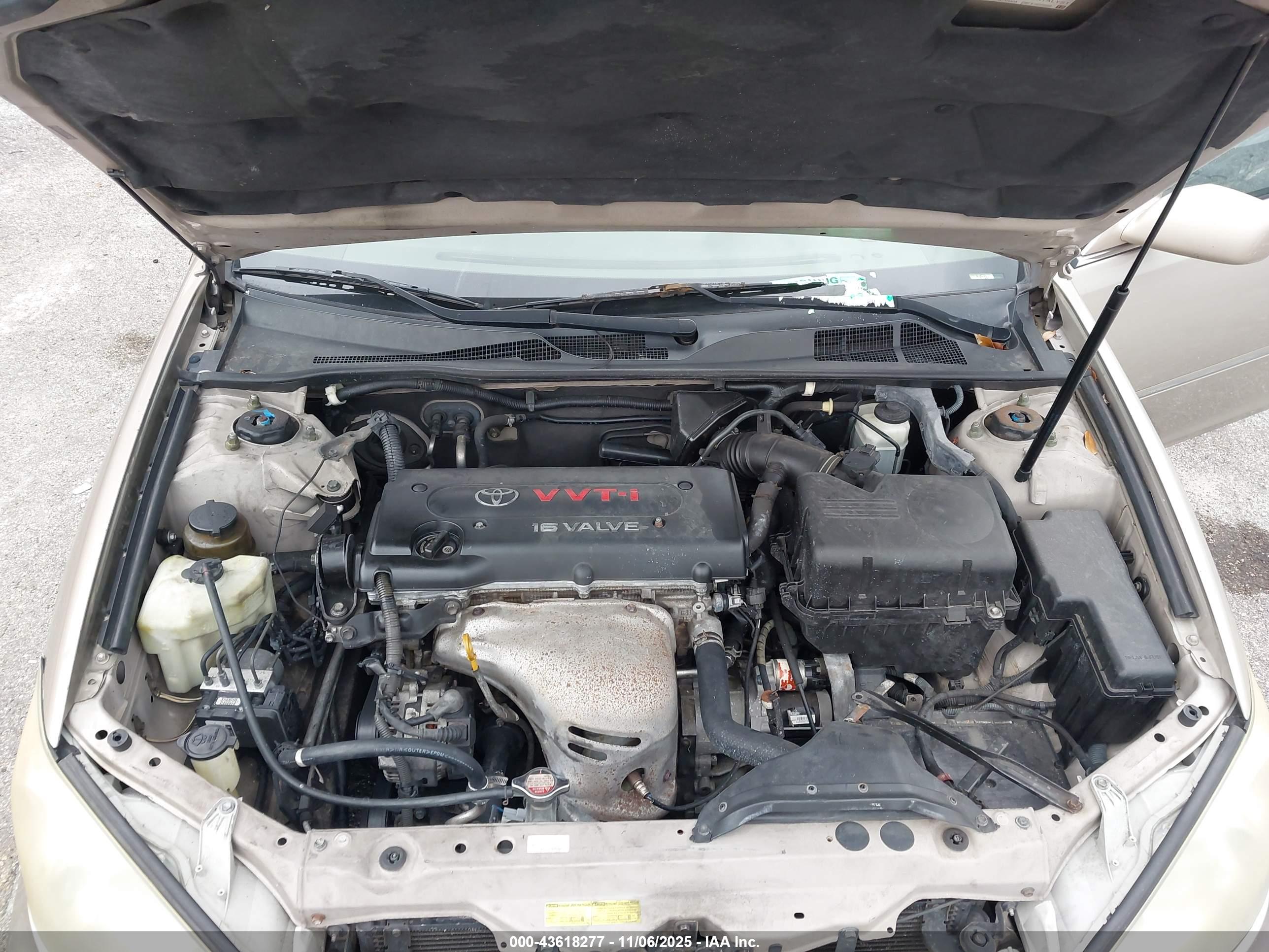 TOYOTA CAMRY image 10