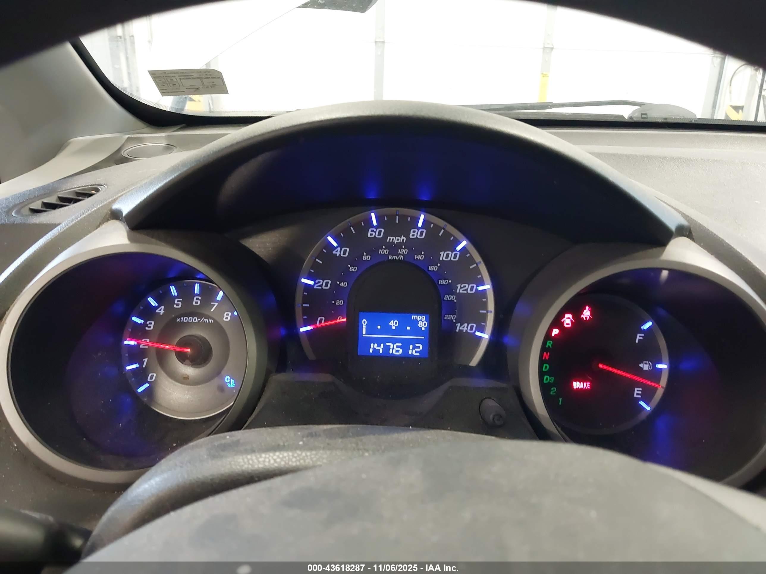 HONDA FIT image 7