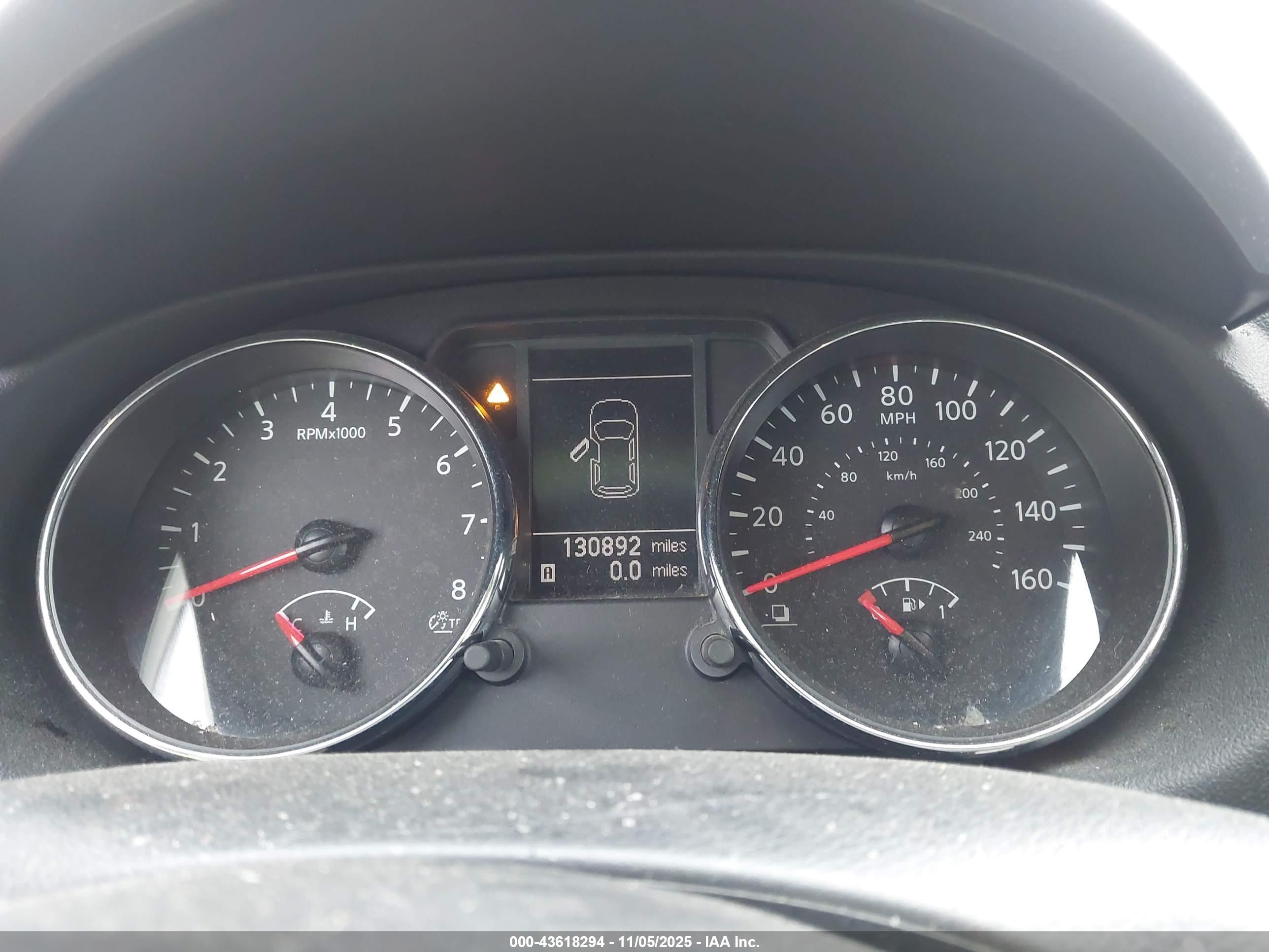 NISSAN ROGUE image 7