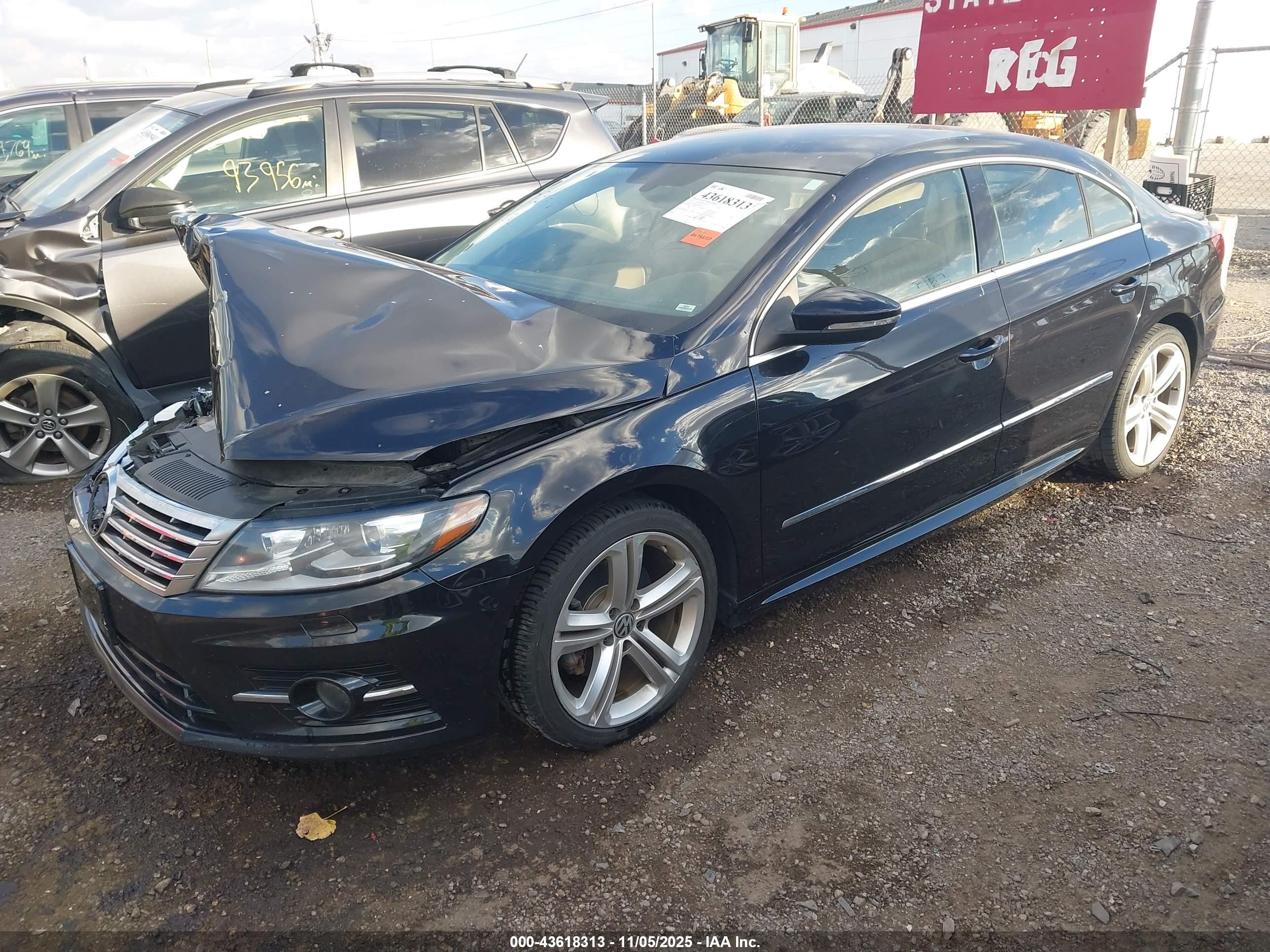 VOLKSWAGEN CC image 2
