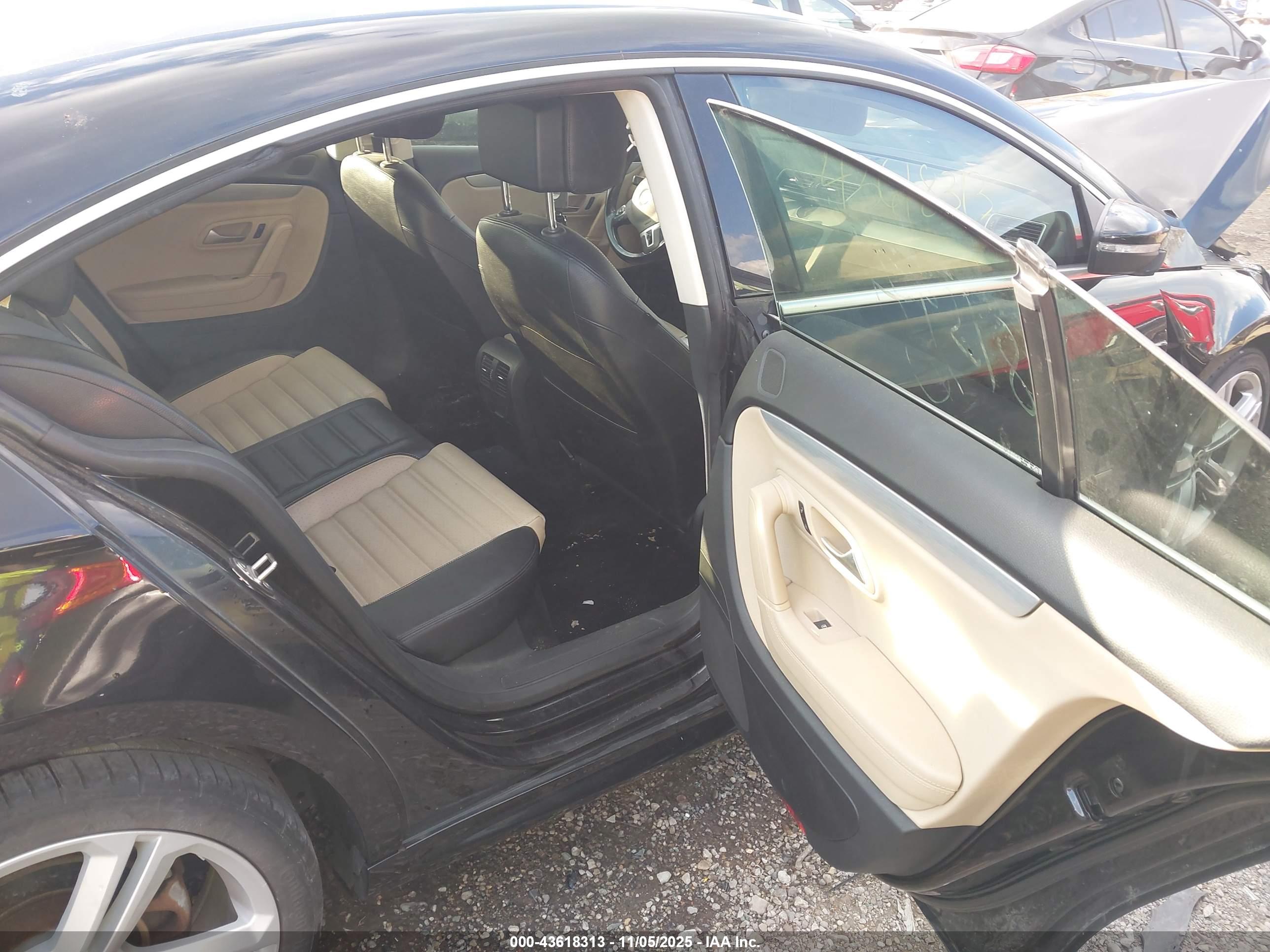 VOLKSWAGEN CC image 8