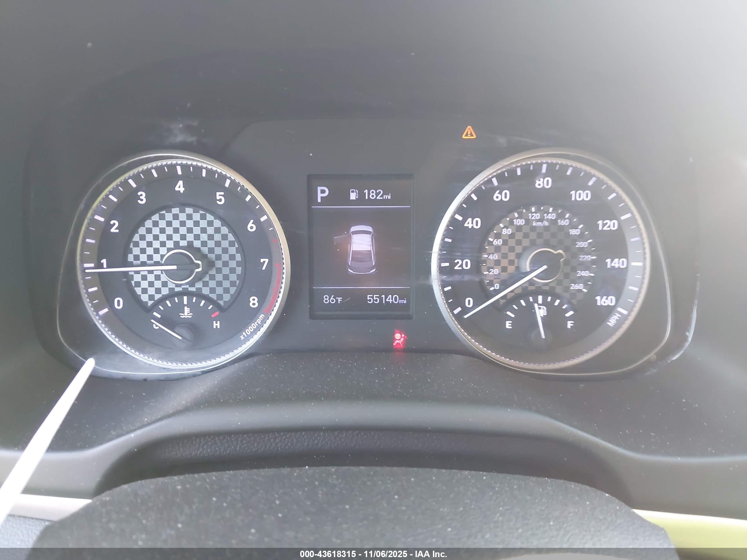 HYUNDAI ELANTRA image 7
