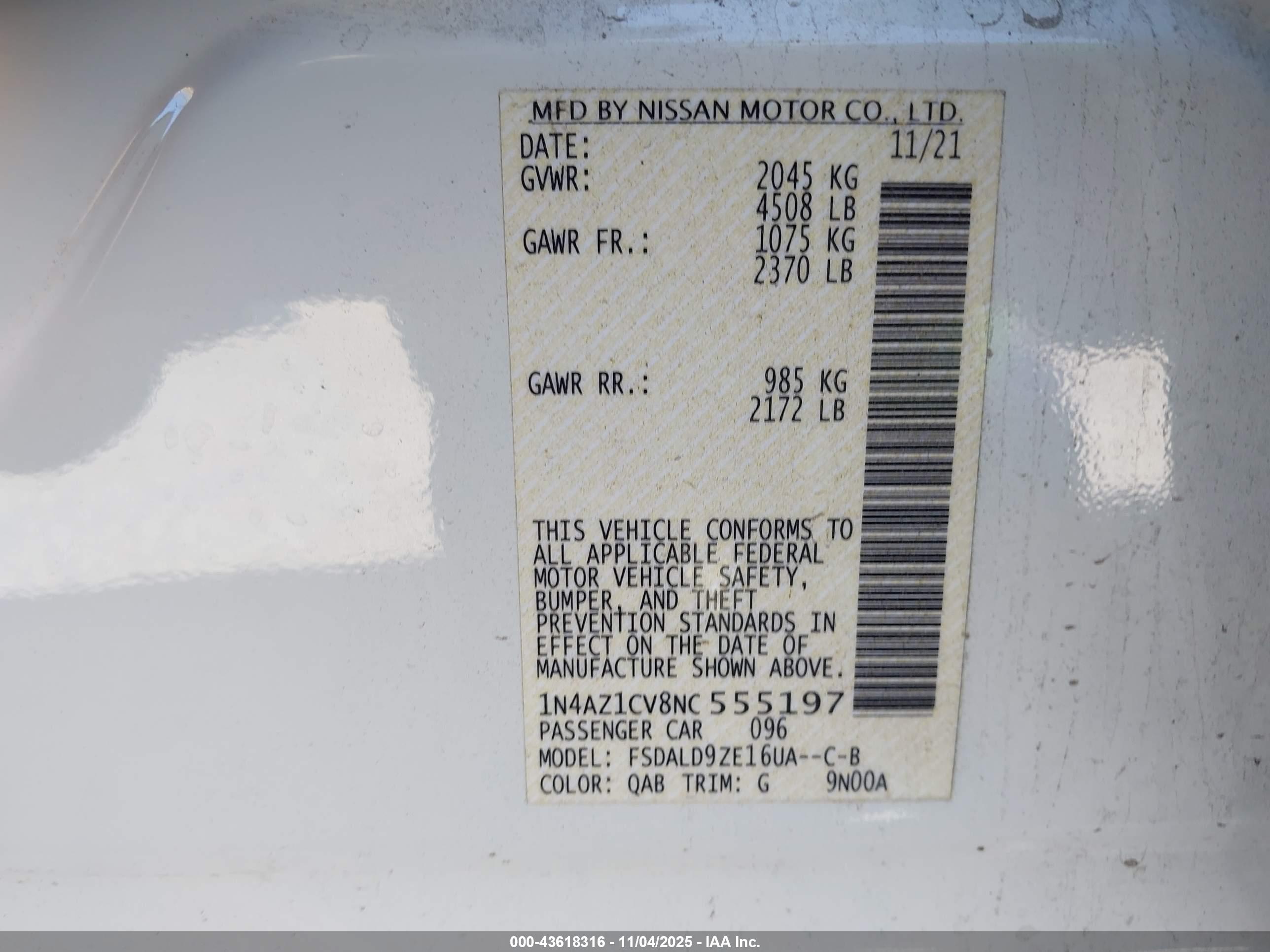 NISSAN LEAF image 9