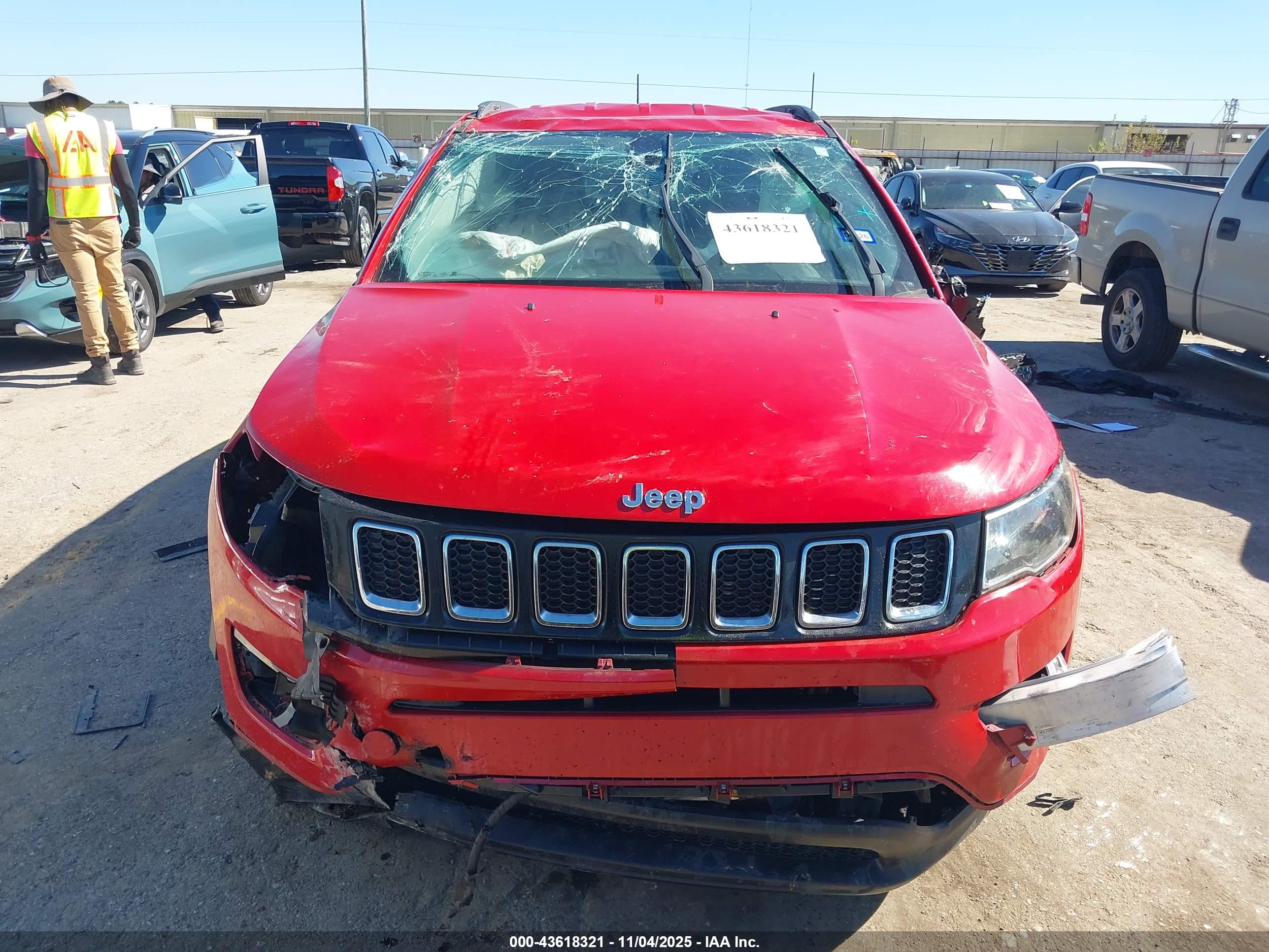 JEEP COMPASS image 6