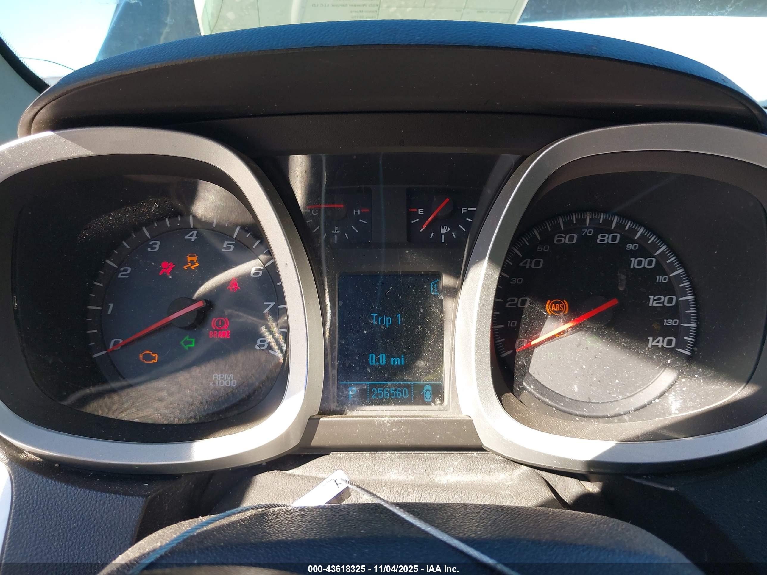 CHEVROLET EQUINOX image 7