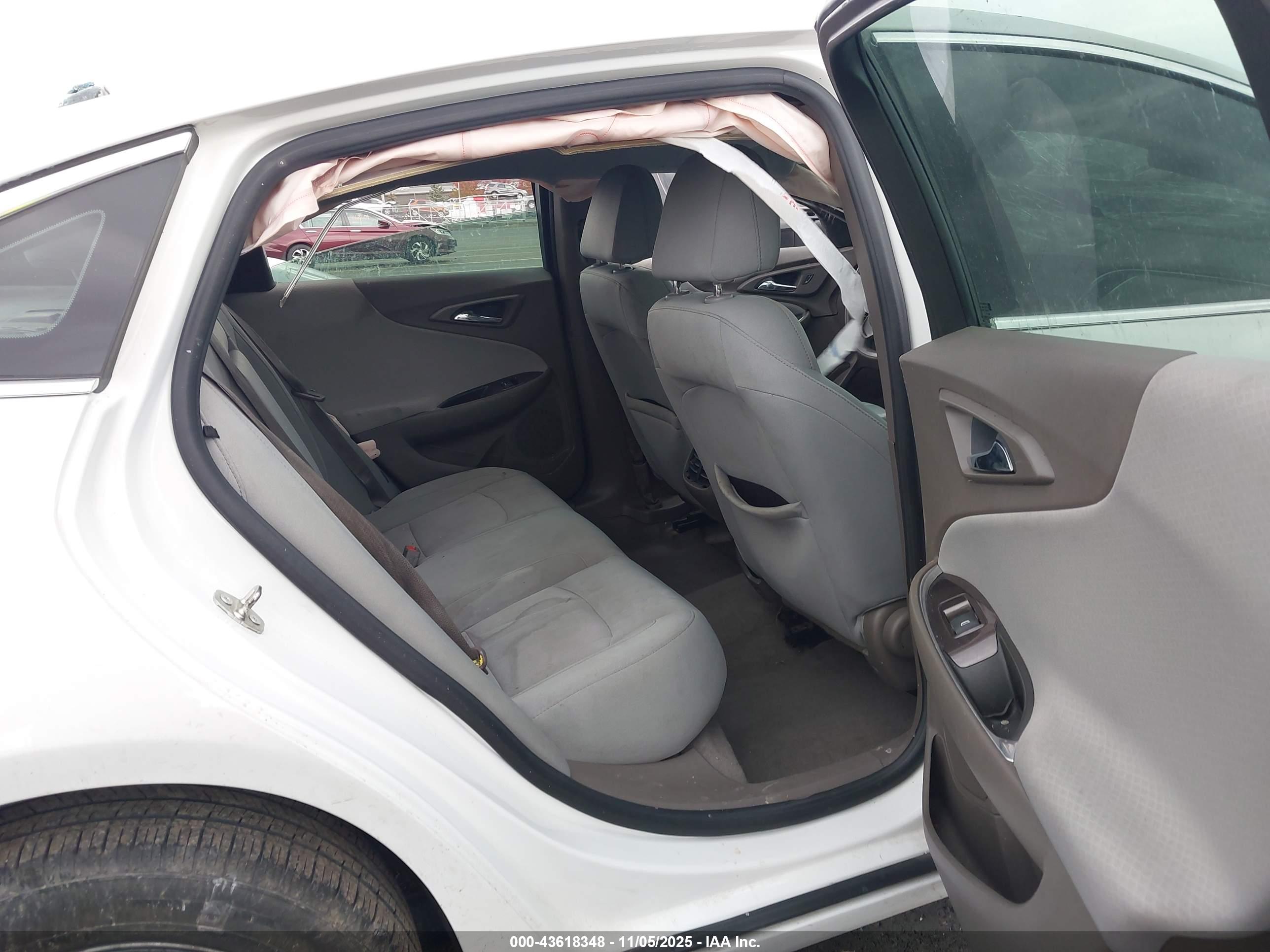 CHEVROLET MALIBU image 8