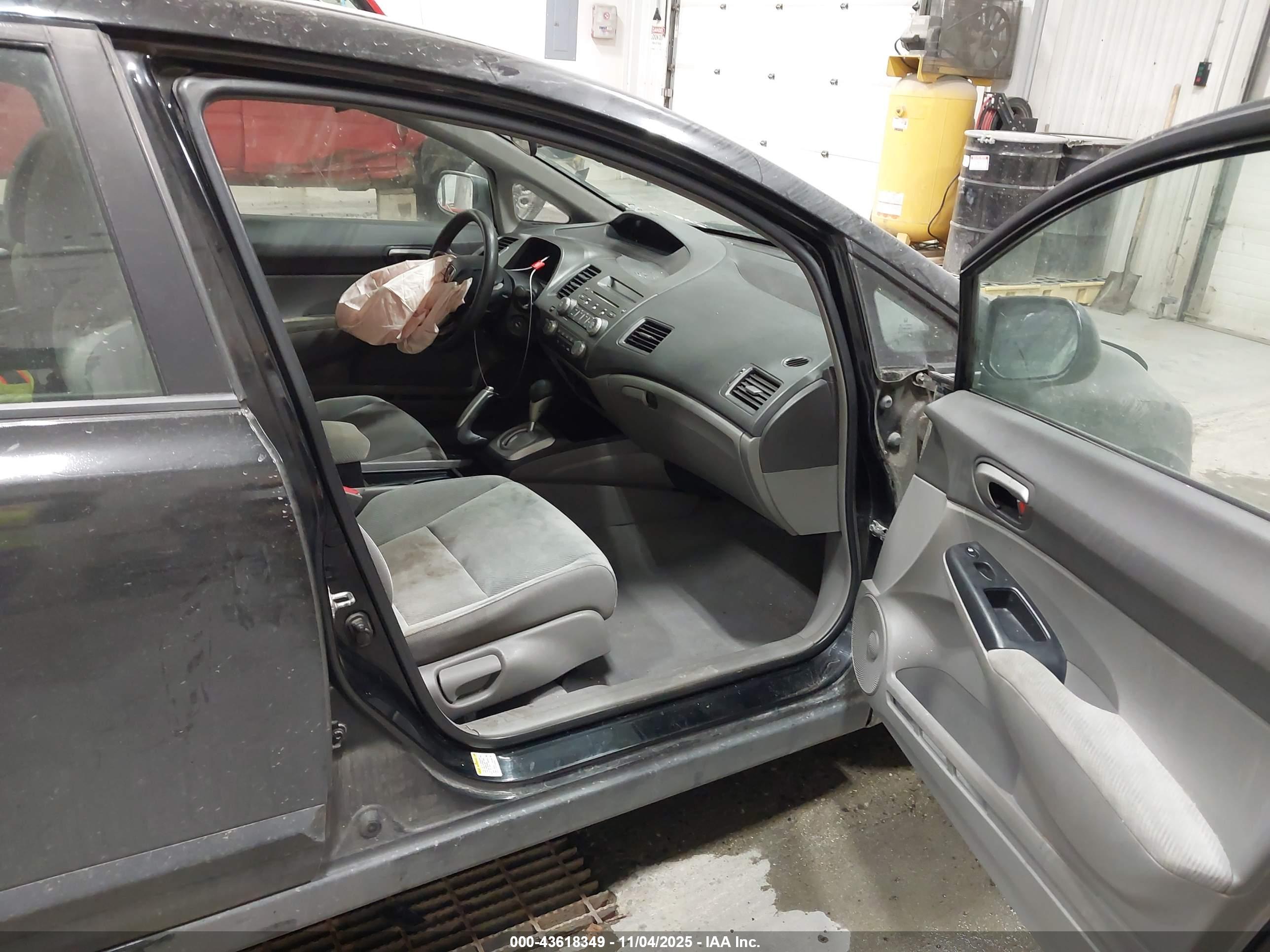 HONDA CIVIC image 5