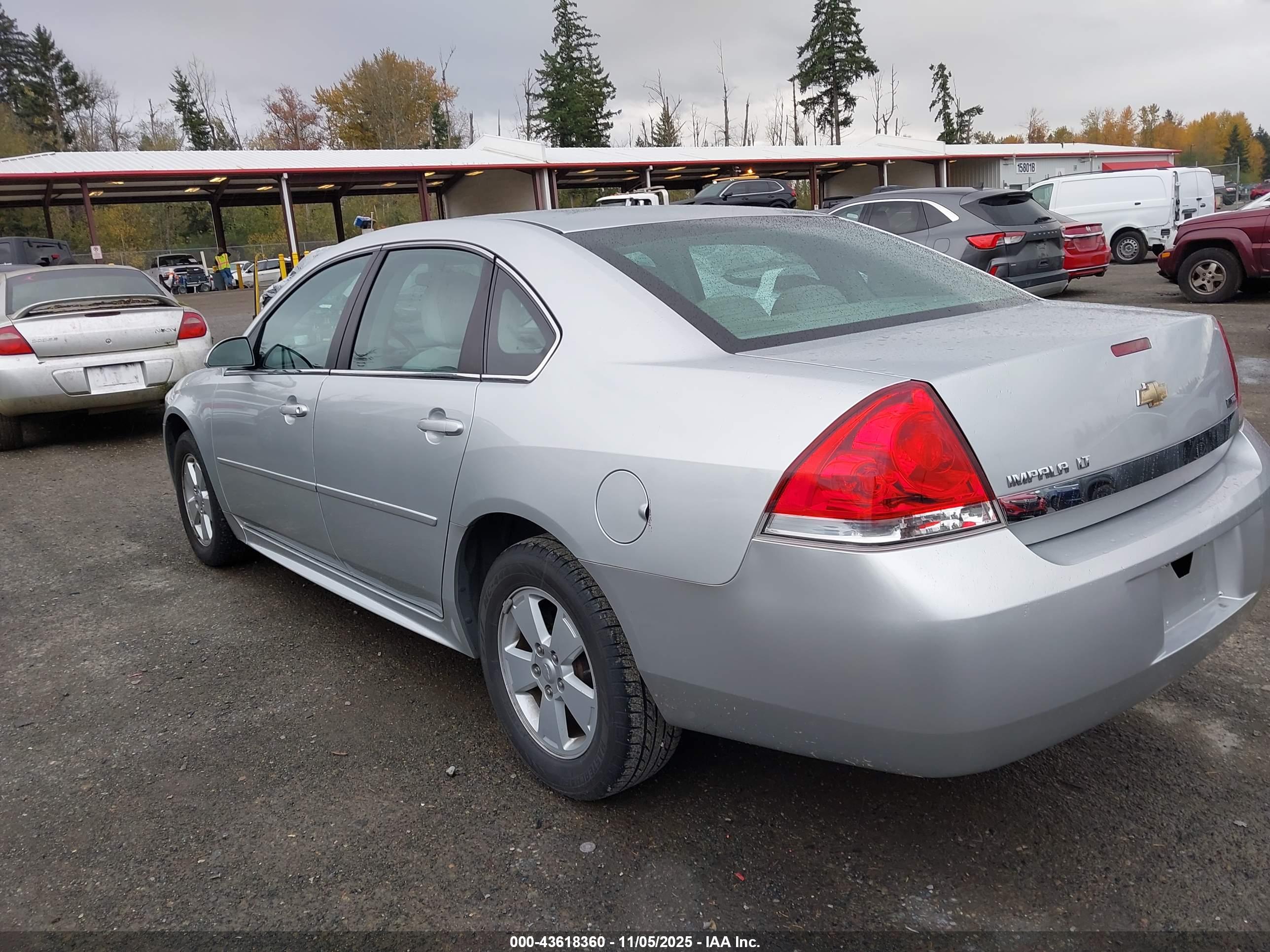CHEVROLET IMPALA image 3