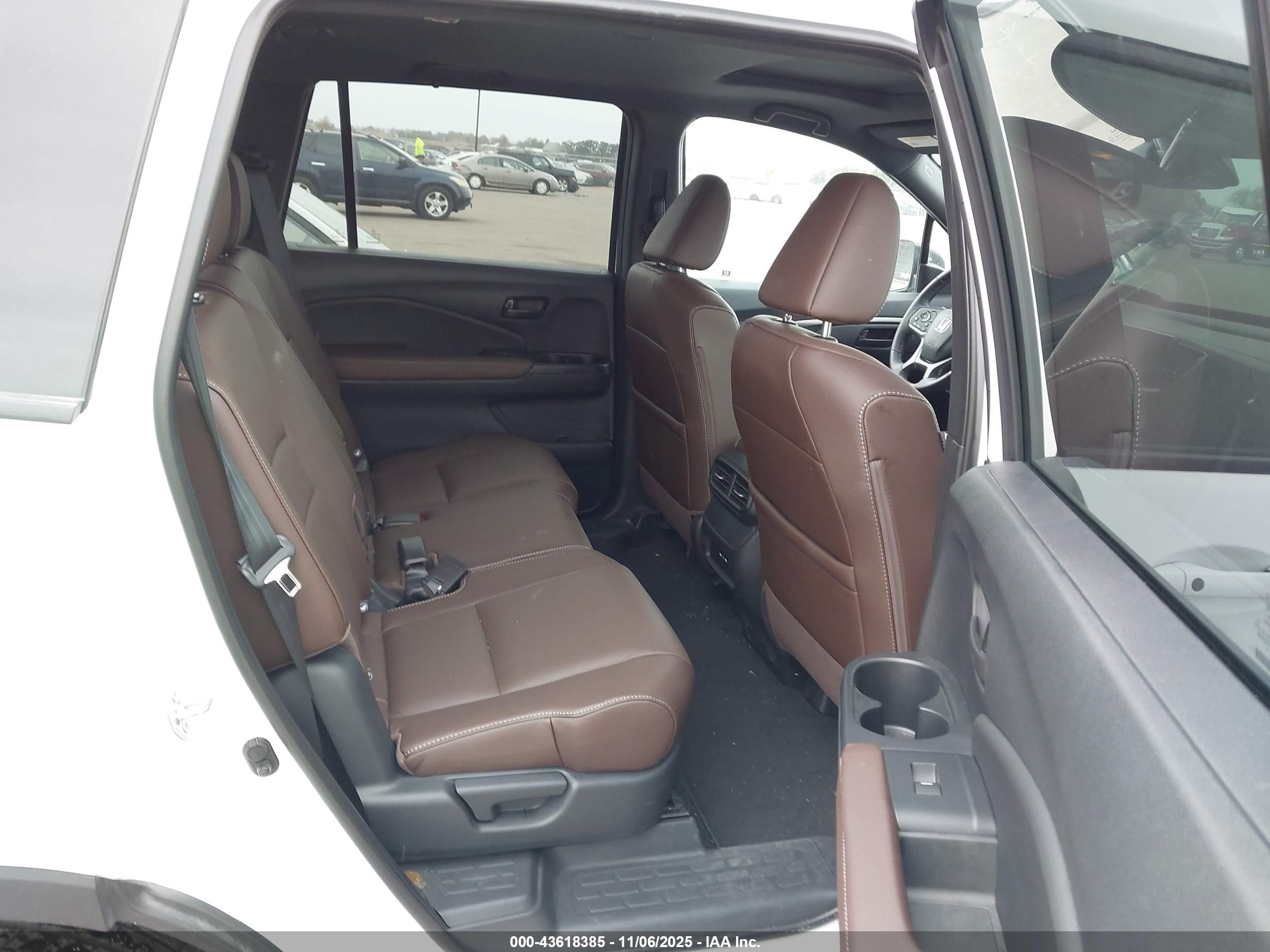 HONDA PASSPORT image 8